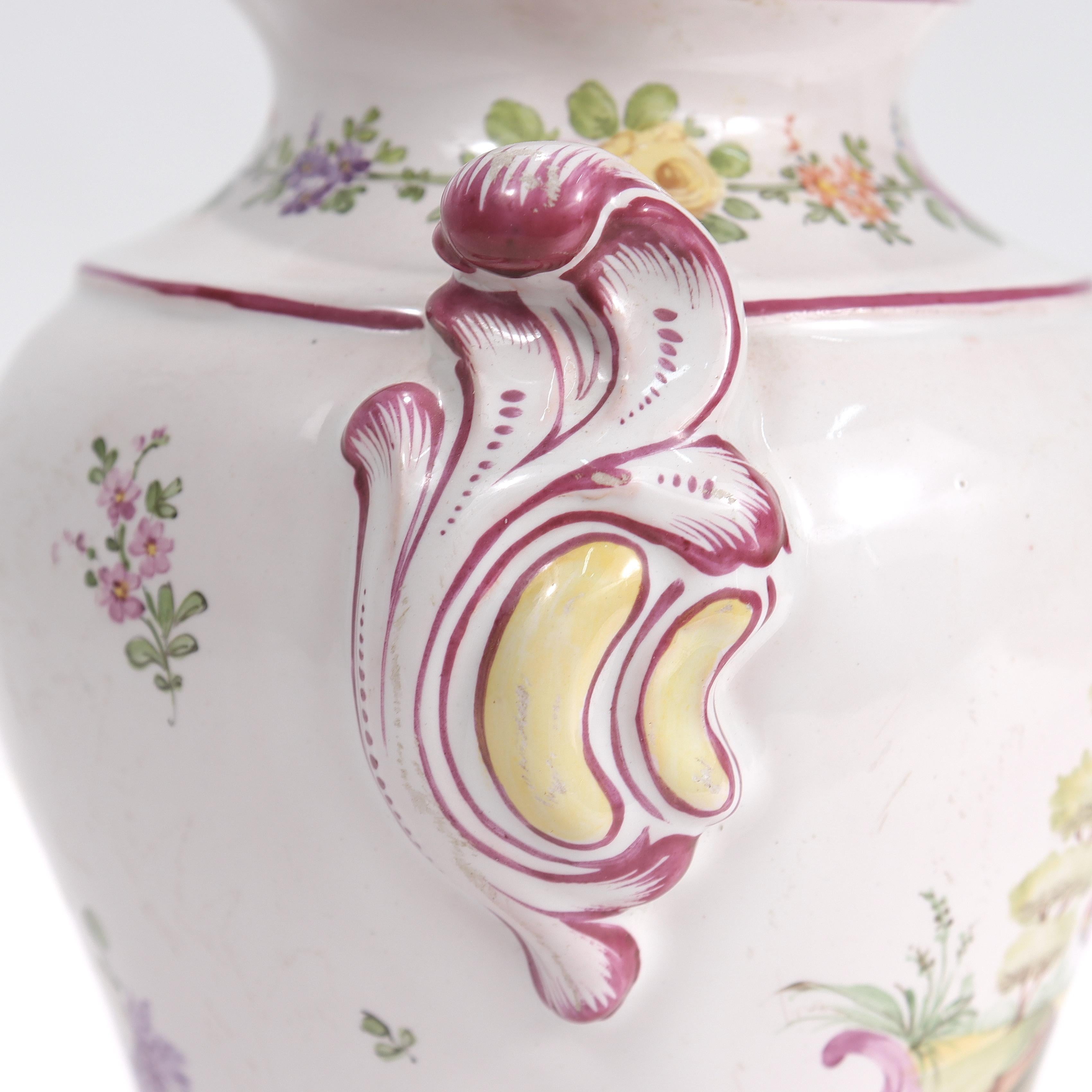 Antike Aprey-Vase aus französischer Fayence-Keramik mit Blumendekoration im Angebot 6