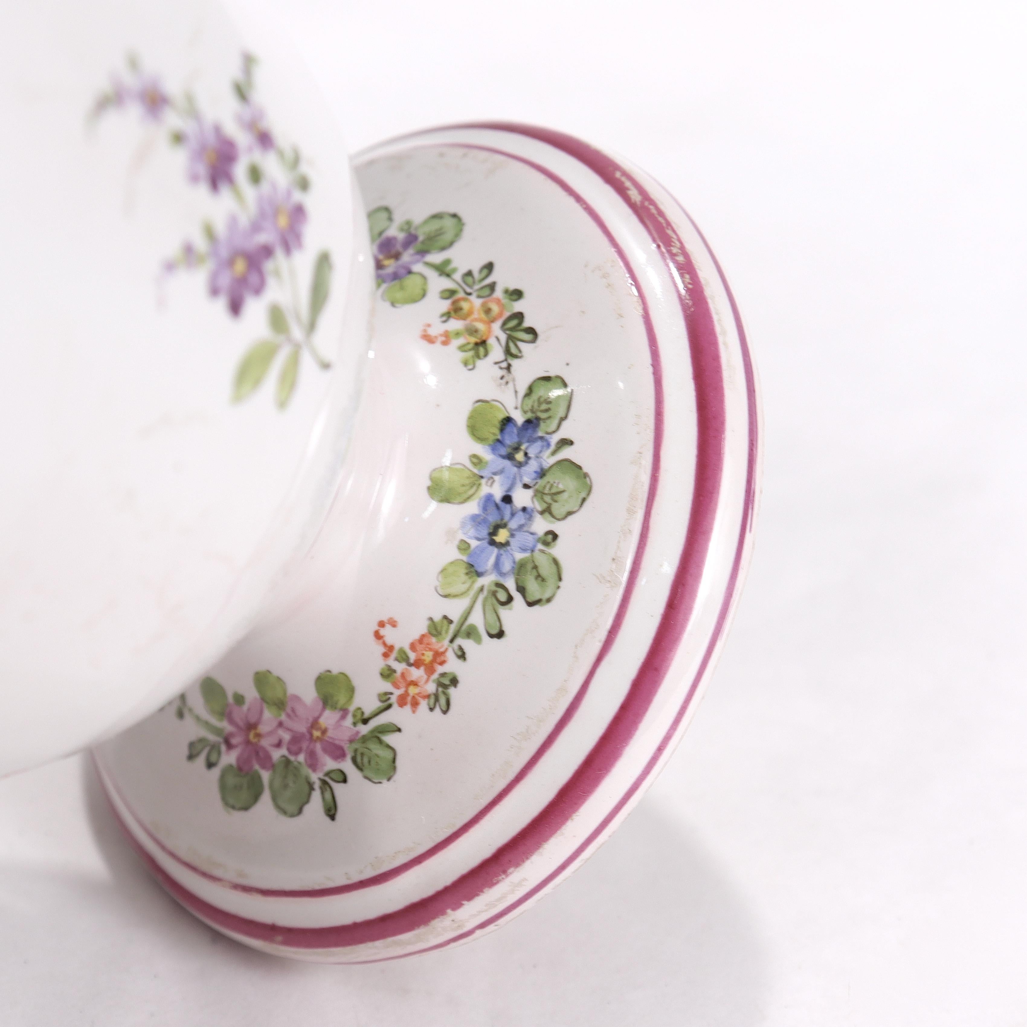 Antike Aprey-Vase aus französischer Fayence-Keramik mit Blumendekoration im Angebot 13