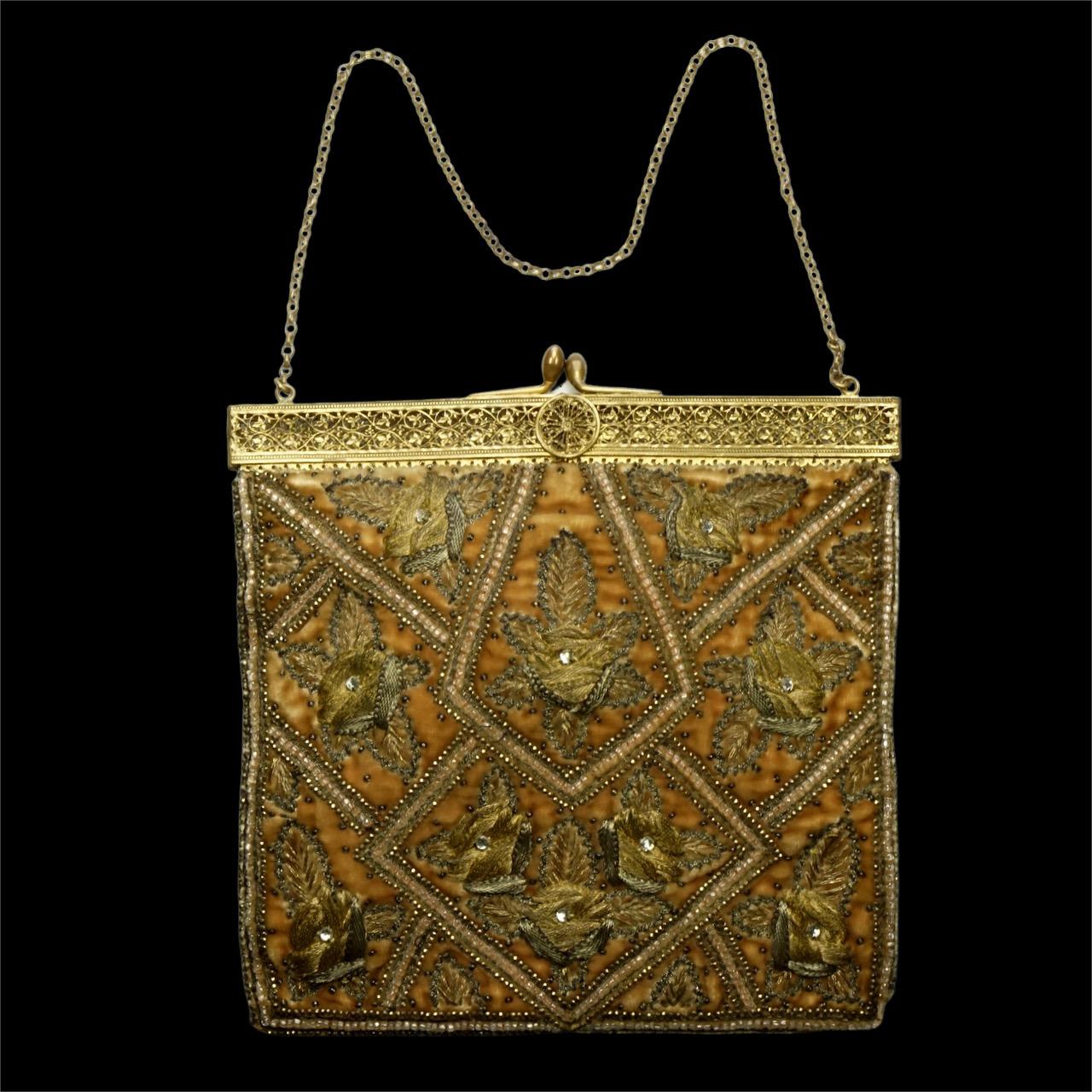 Antique Apricot Velvet Bag with Couch Work Metallic Embroidery Filigree Frame For Sale 5