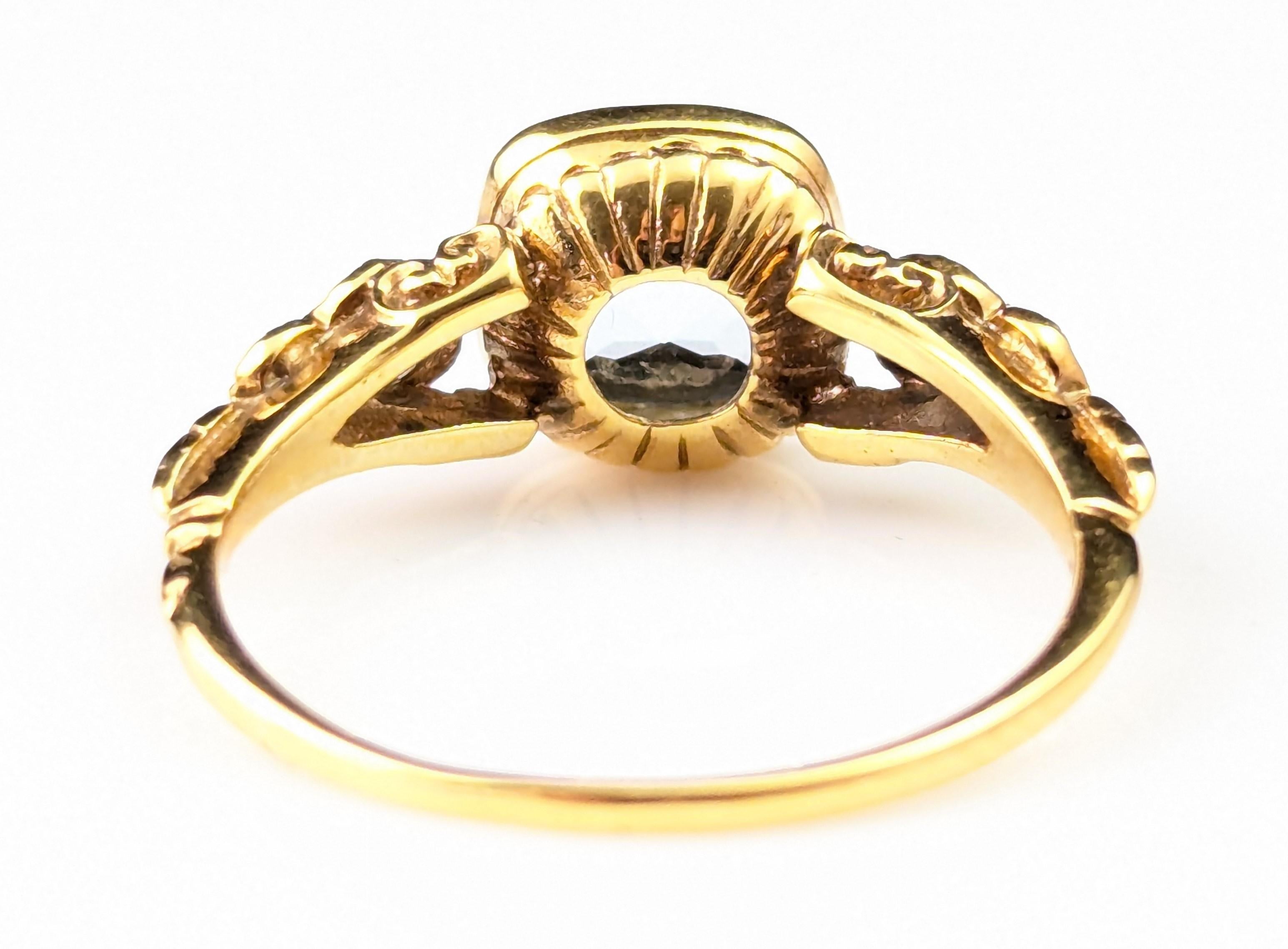 Antiker Ring aus 18 Karat Gelbgold mit Aquamarin und Diamanten im Angebot 4