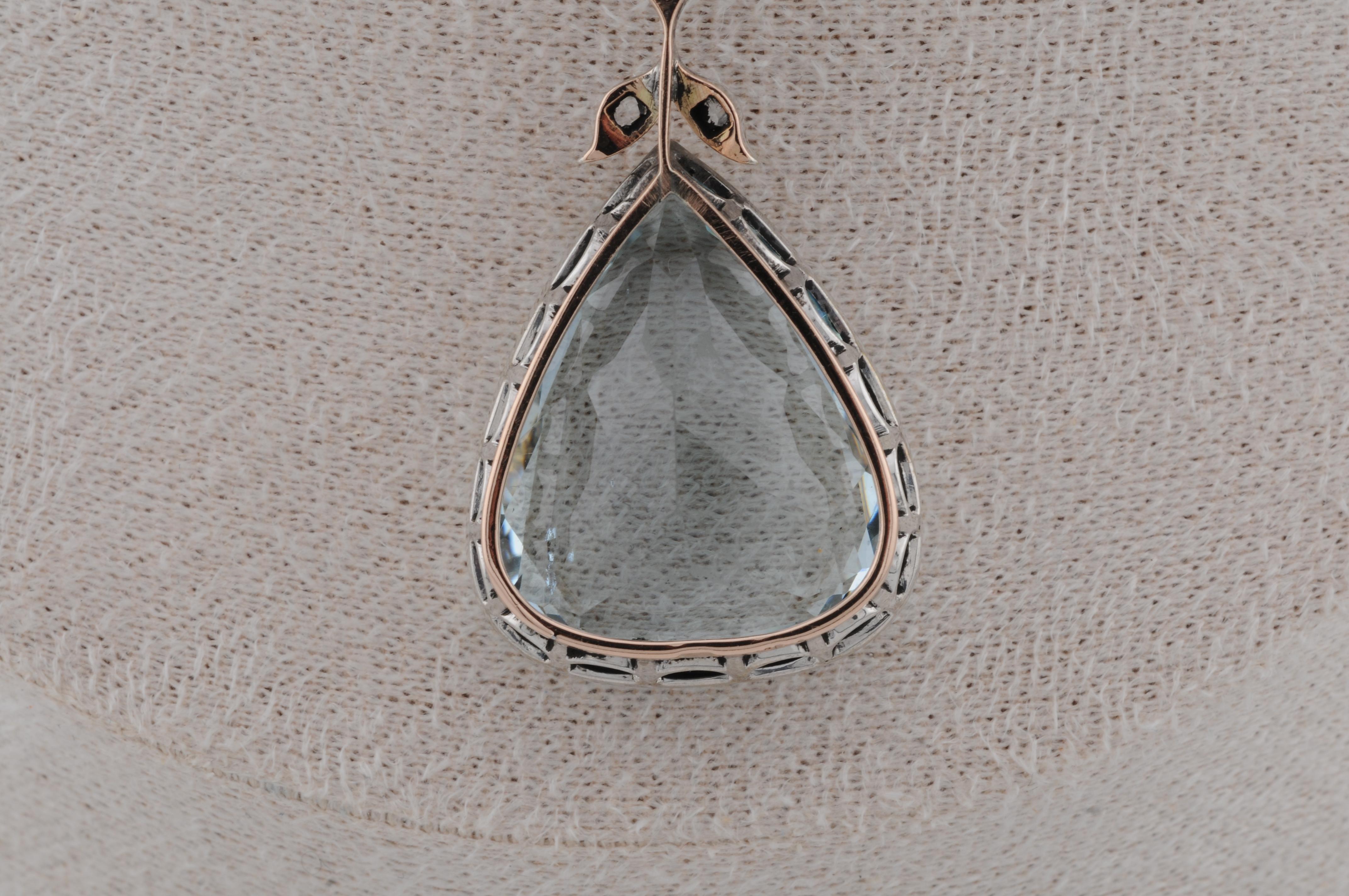 Antique Aquamarine approx 25ct  in White and Rose Gold Pendant For Sale 11