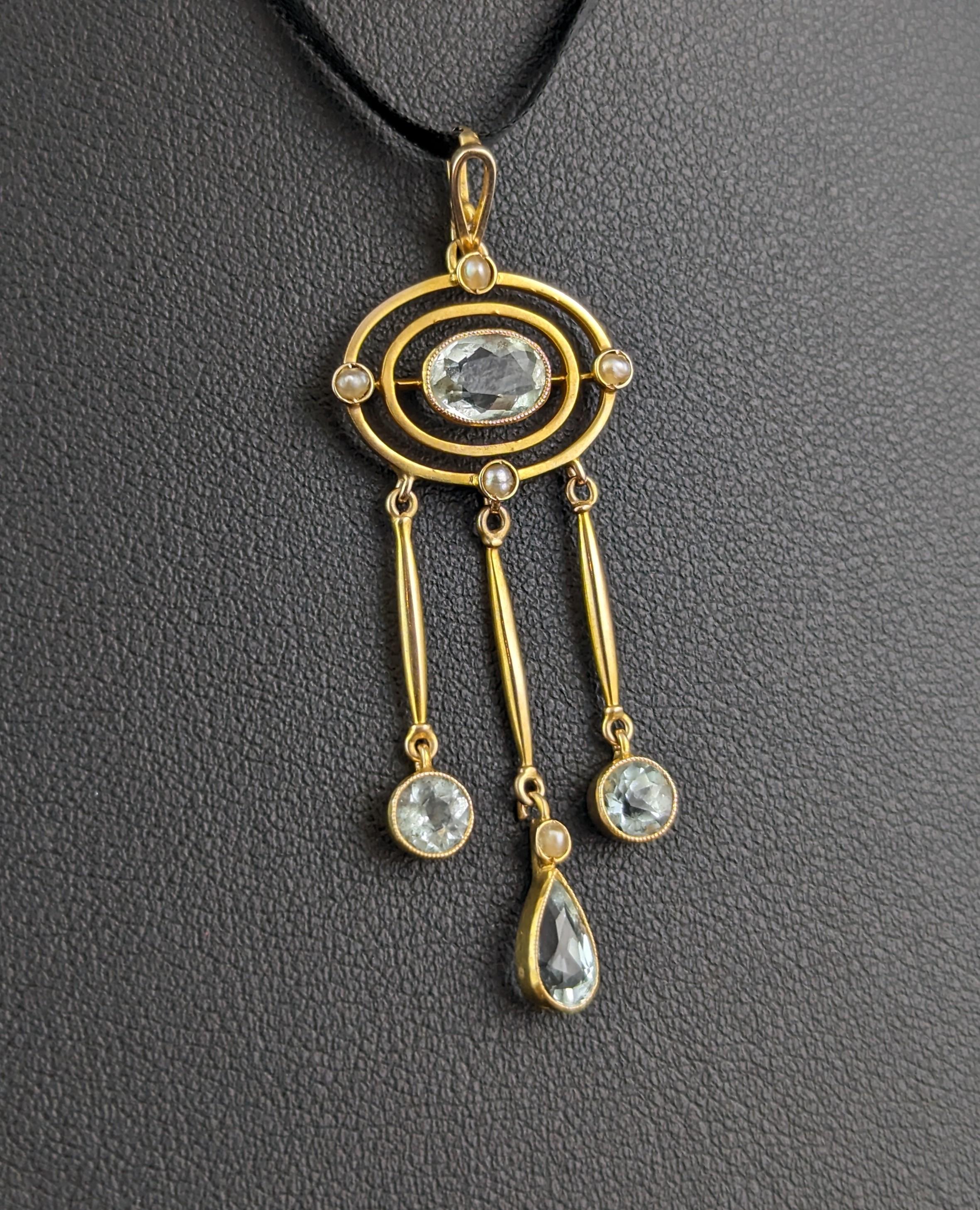 Antique Aquamarine drop pendant, 15k yellow gold, Pearl For Sale 6