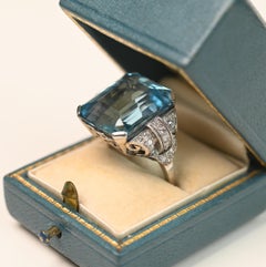 Art Deco Aquamarin Ring. 16ct Smaragd Schliff Aquamarin Diamant Akzent Platin