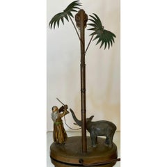 Antike arabische Baby-Elefanten- und Trainer-Tischlampe, 1910er Jahre