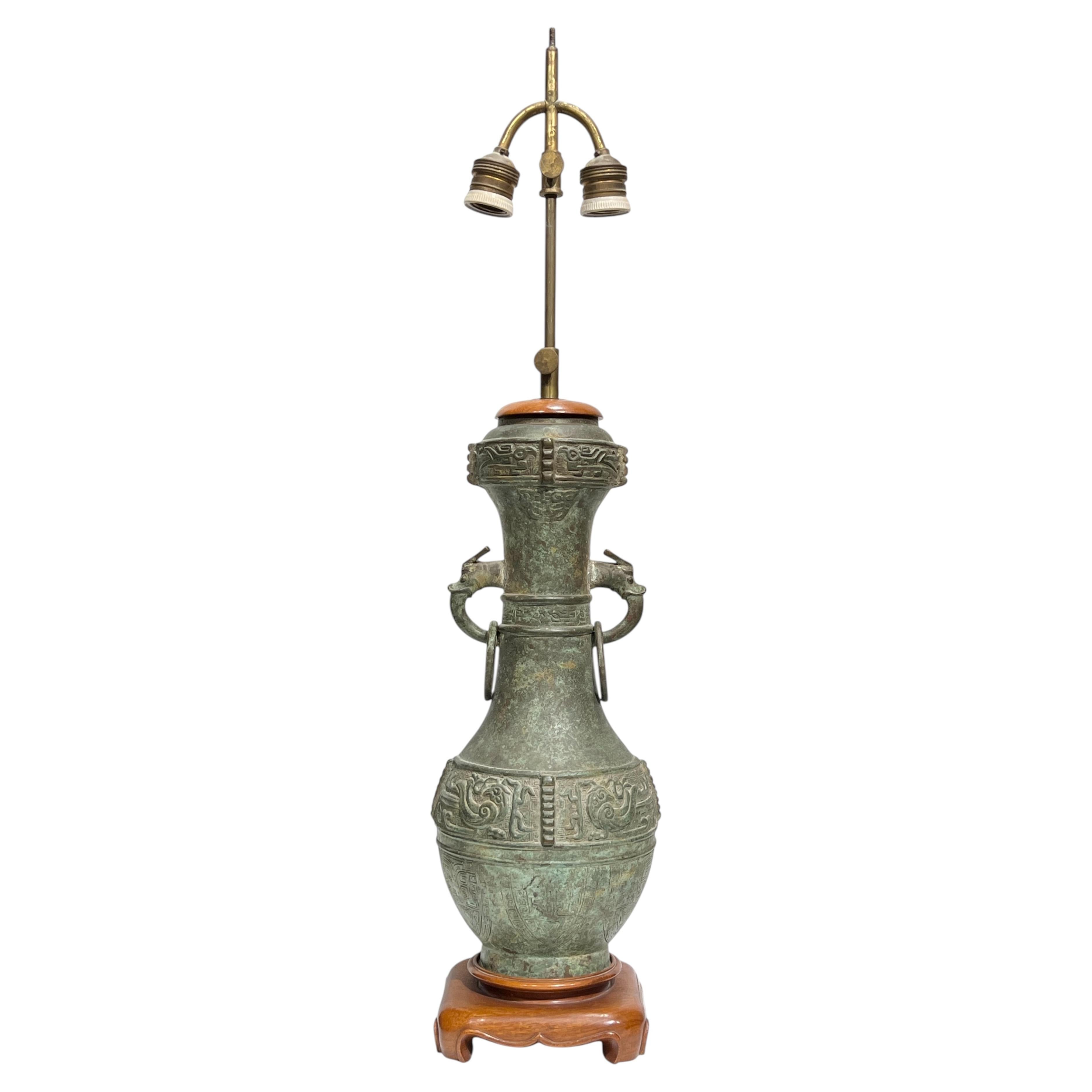 How do I identify a Ming vase?