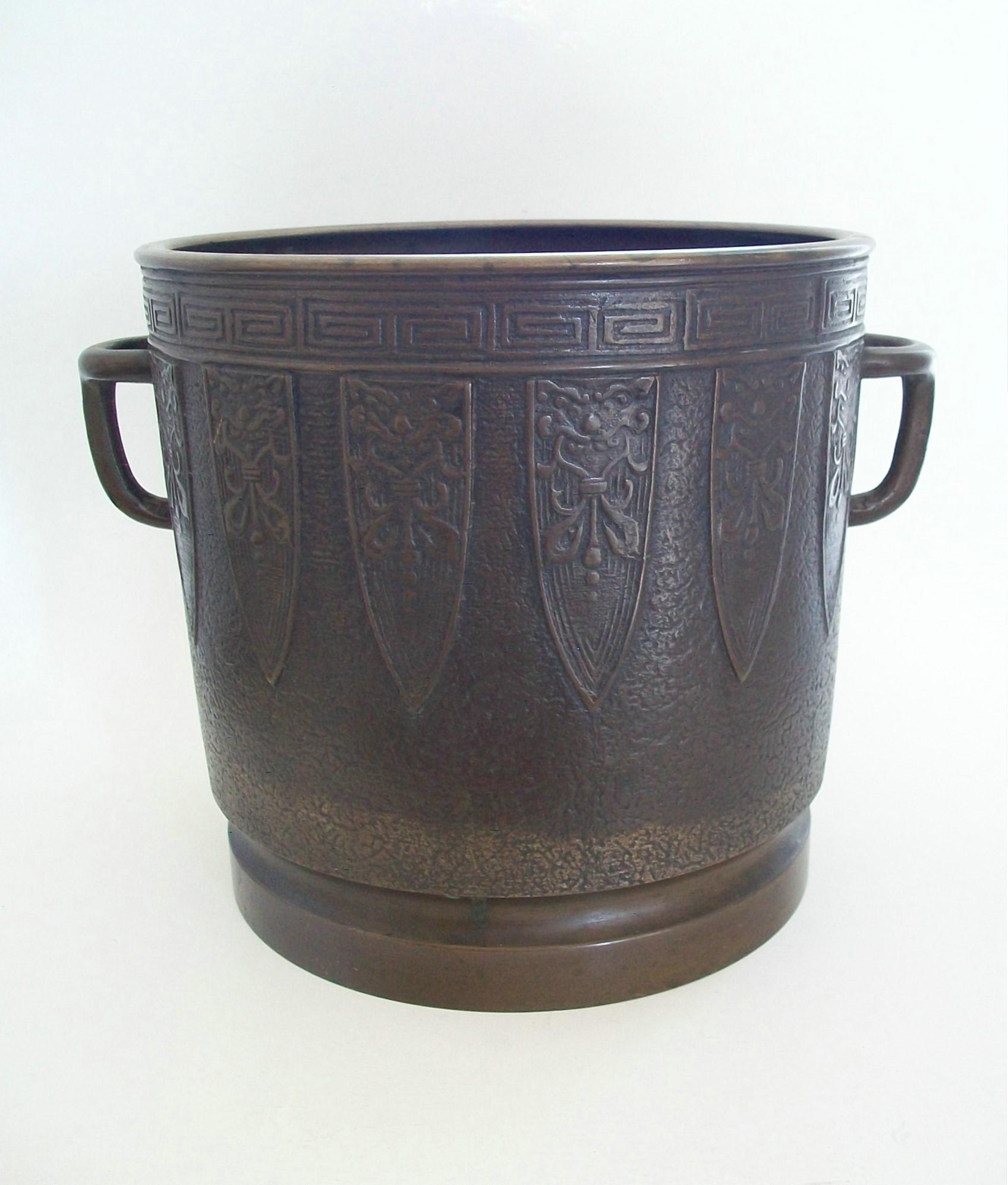 Chinese Export Antique Archaic Style Patinated Bronze Planter, China, Early 20th Century For Sale