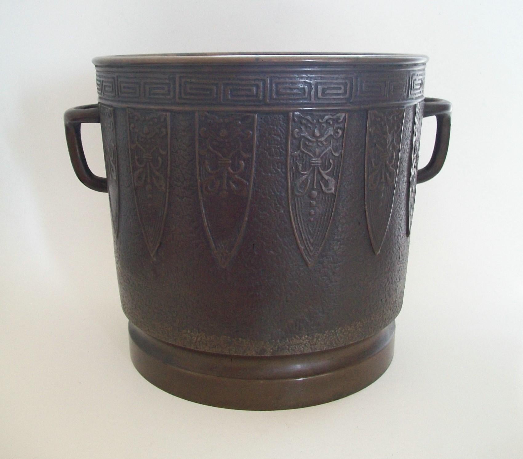 Chinese Antique Archaic Style Patinated Bronze Planter, China, Early 20th Century For Sale