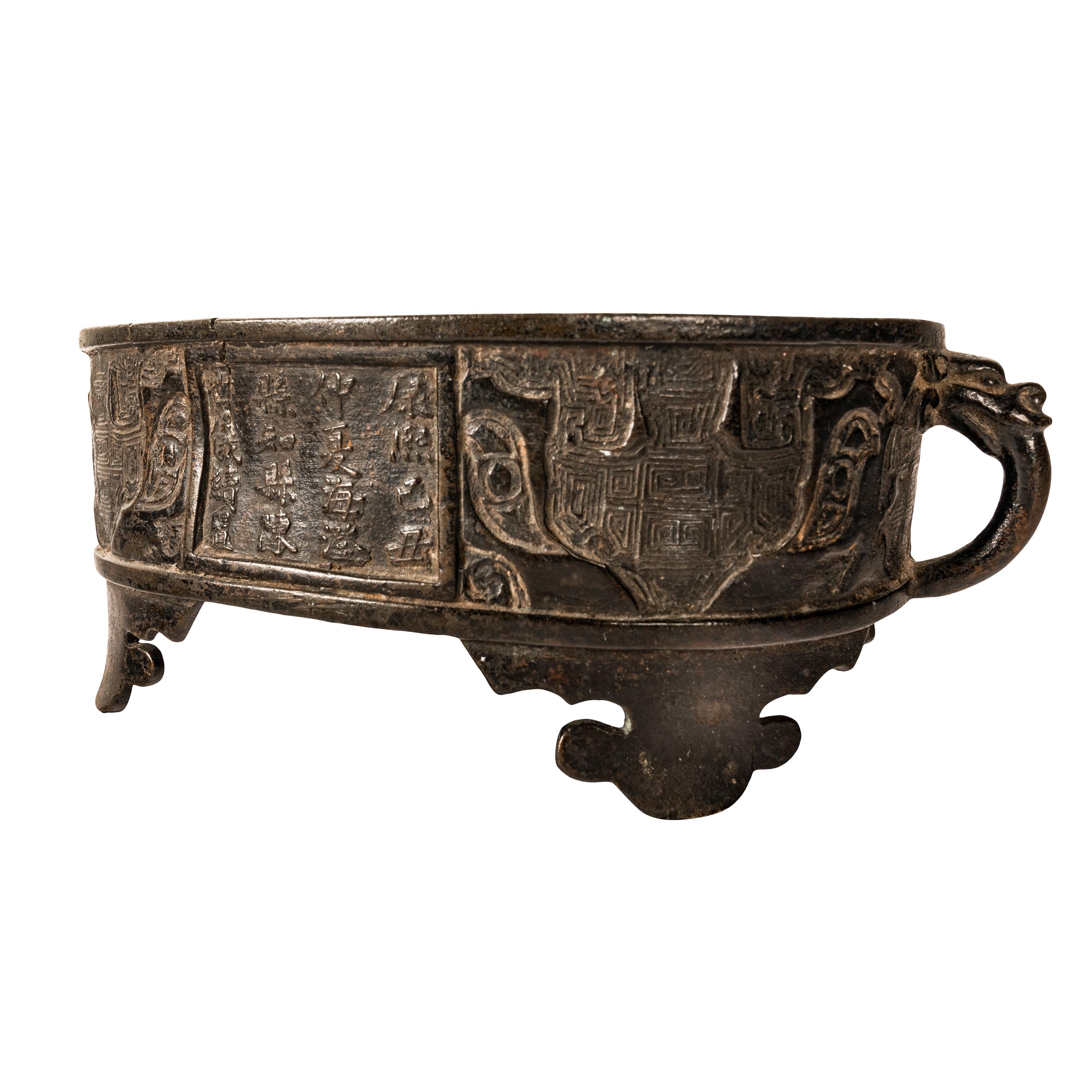 Antike archaische Zhou Dynasty Style Chinese Bronze Censer Weihrauchbrenner Ming (18. Jahrhundert und früher) im Angebot