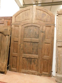 Antique Arched Entrance Door in Poplar with Little Door, 19th Century Italy