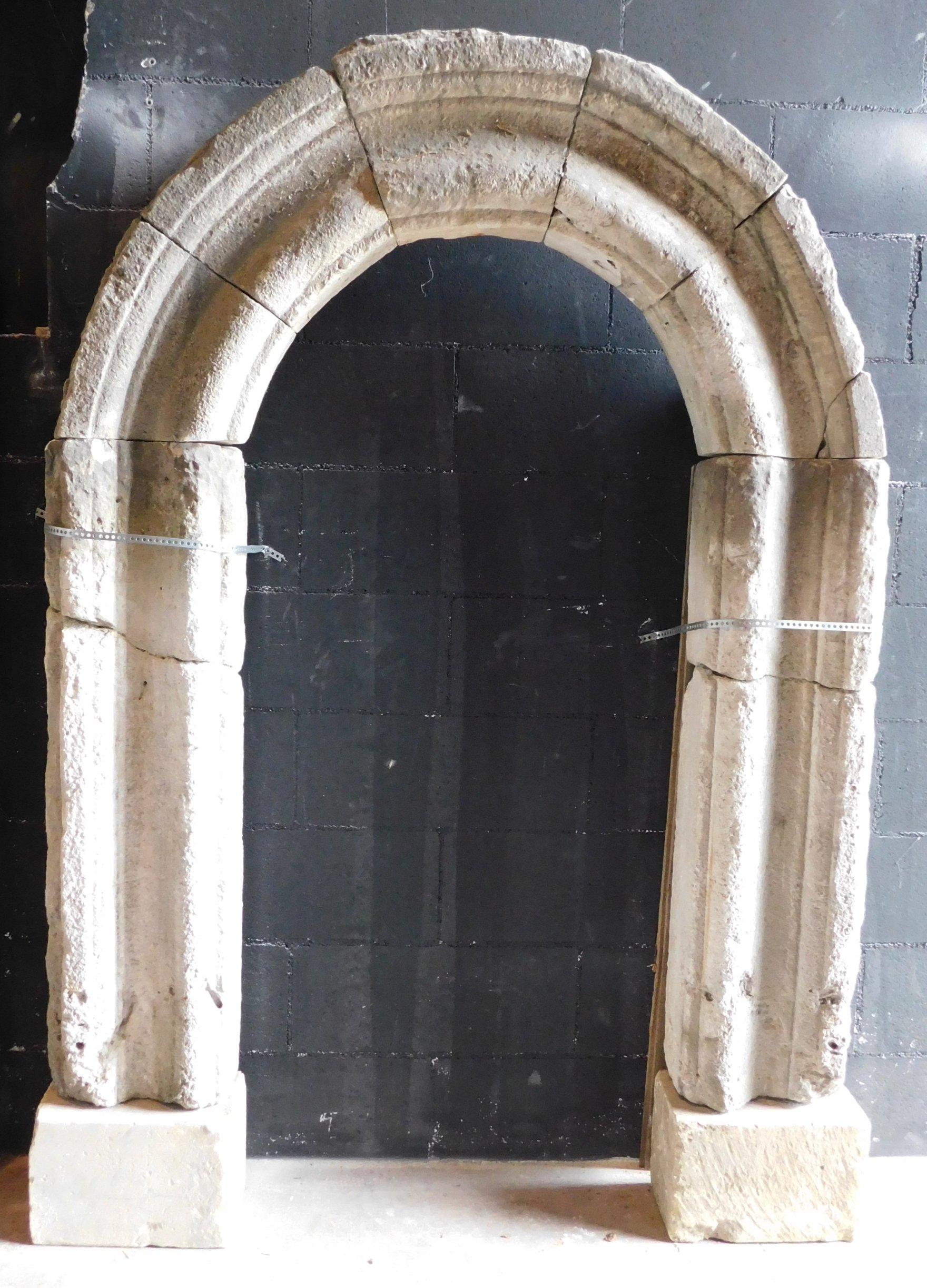 Italian Antique Arched Portal / Window Frame in Grey Stone, 17th Century, Italy For Sale