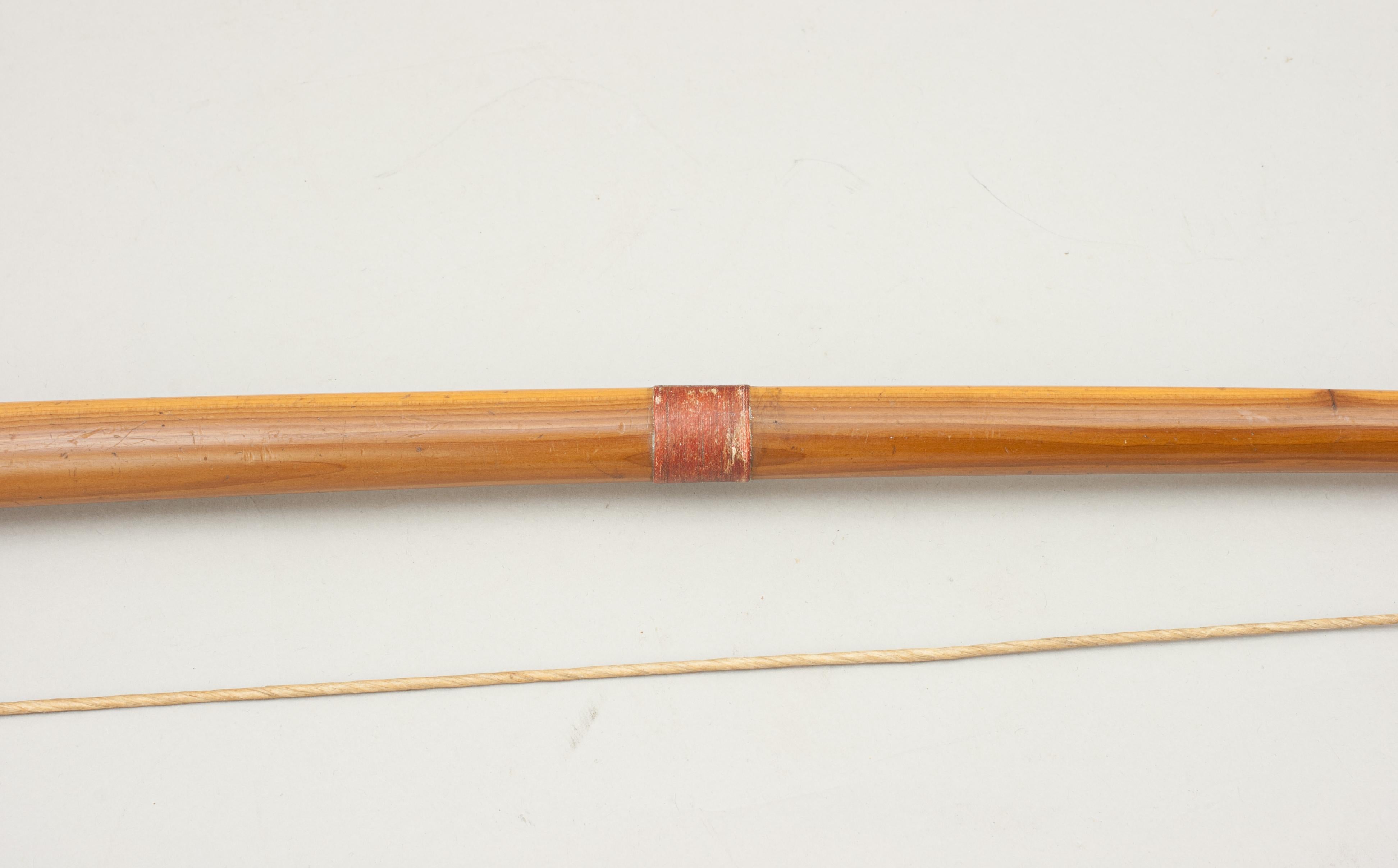 Late 19th Century Antique Archery Longbow in Yew Wood by Thomas Aldred
