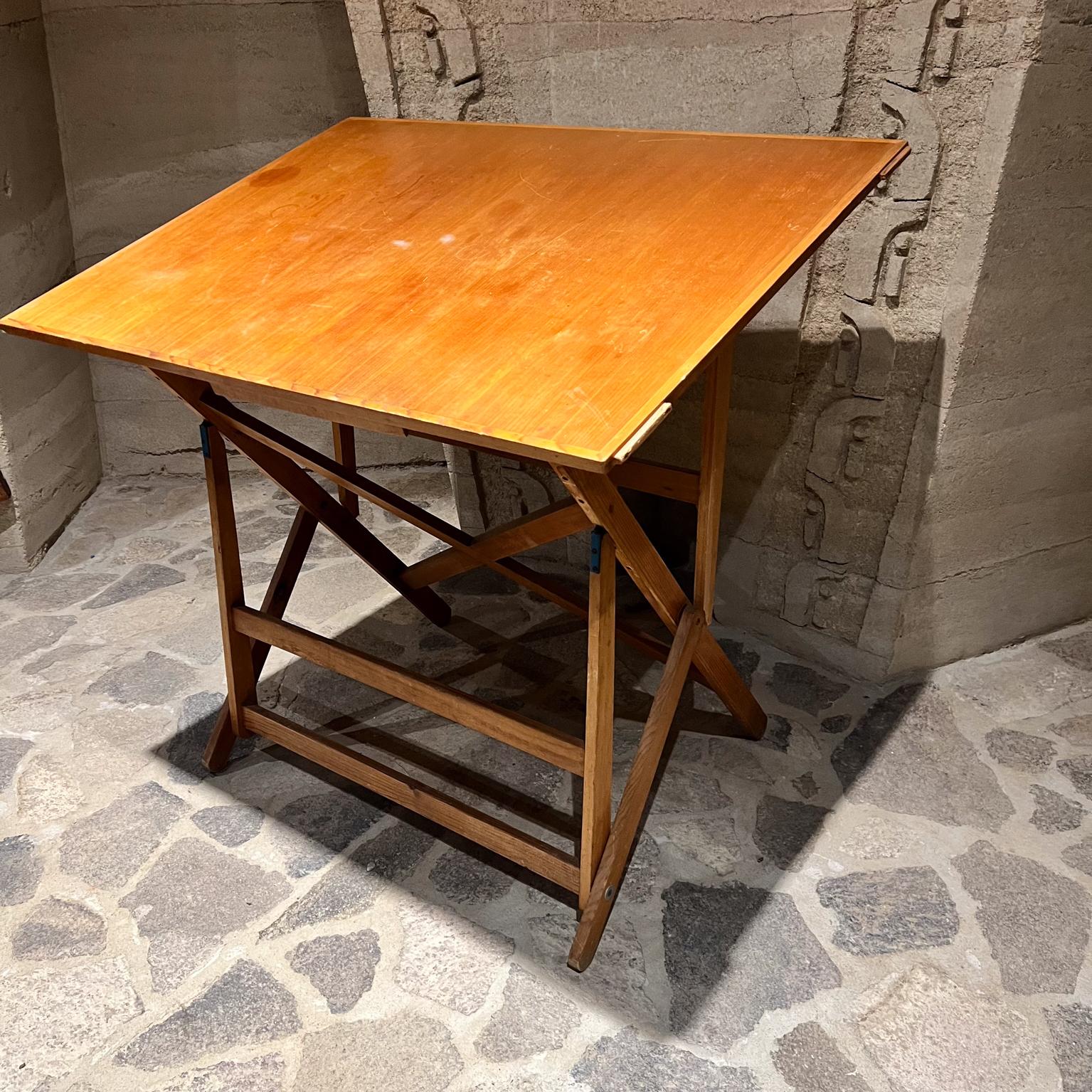 Mesa de dibujo de arquitecto antigua Keuffel & Esser Company Industrial en venta