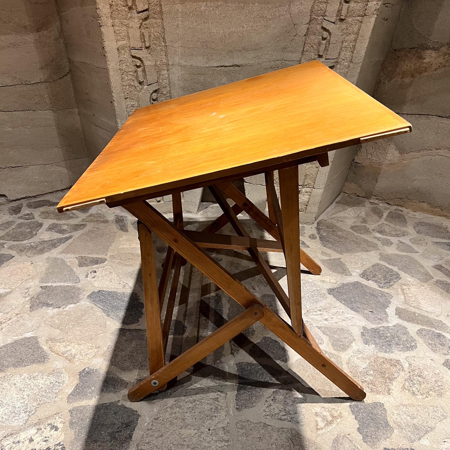Mesa de dibujo de arquitecto antigua Keuffel & Esser Company en venta 1