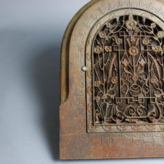 Antique Architectural Cast Iron Aesthetic Foliate Wall Grate, circa 1870