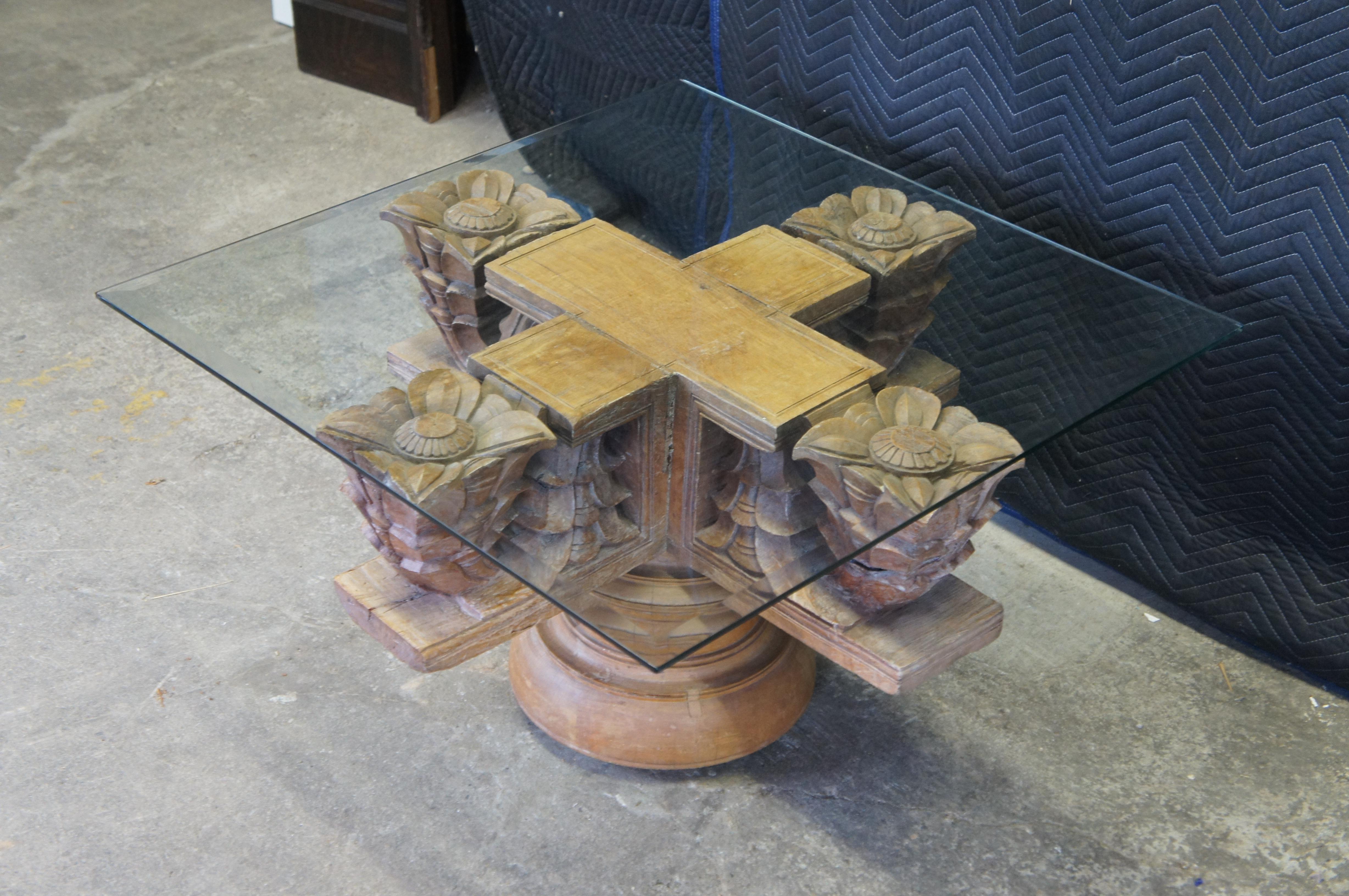 Table basse à piédestal en teck recyclé d'architecture ancienne et ornementale The Pedestal État moyen - En vente à Dayton, OH