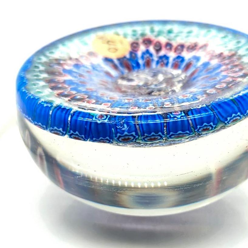 Presse-papiers antique Arculus Close Concentric Millefiori en verre en vente 3