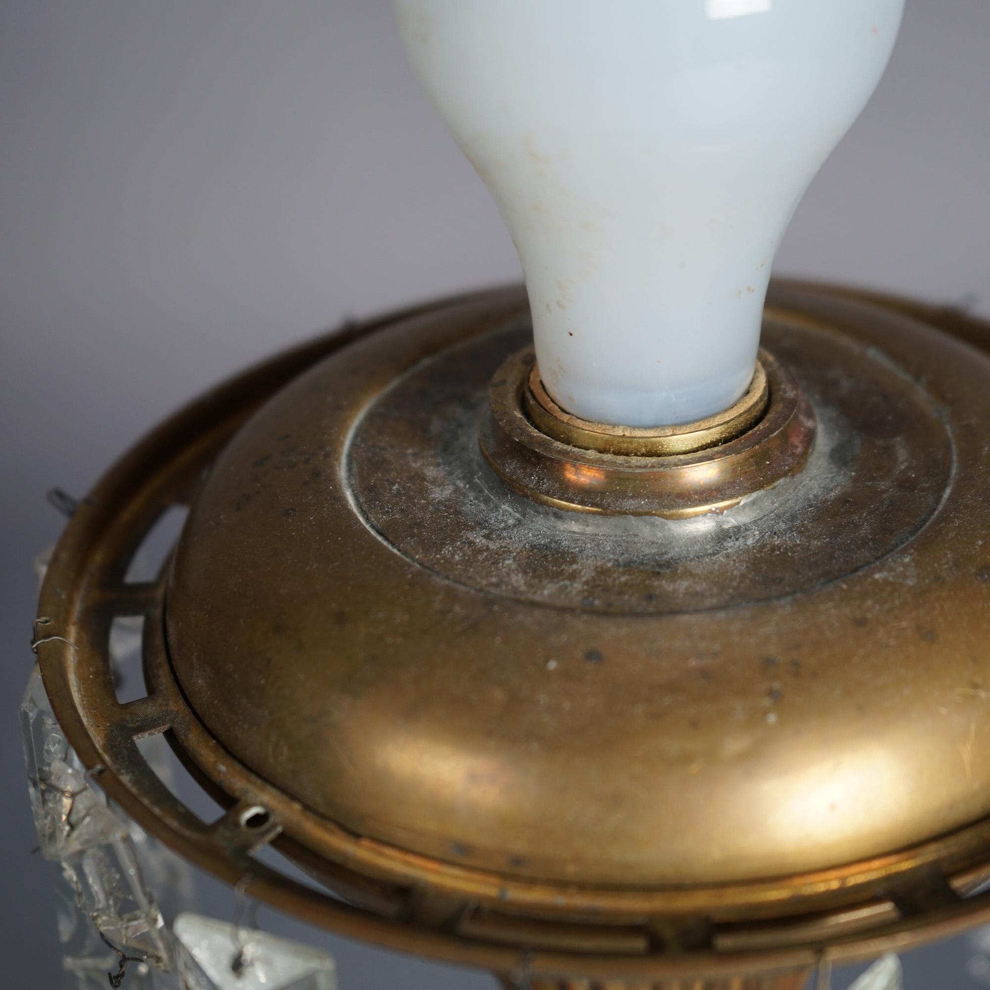 Lampe solaire Sinumbra ancienne en bronze et laiton avec abat-jour en verre opalescent en vente 5