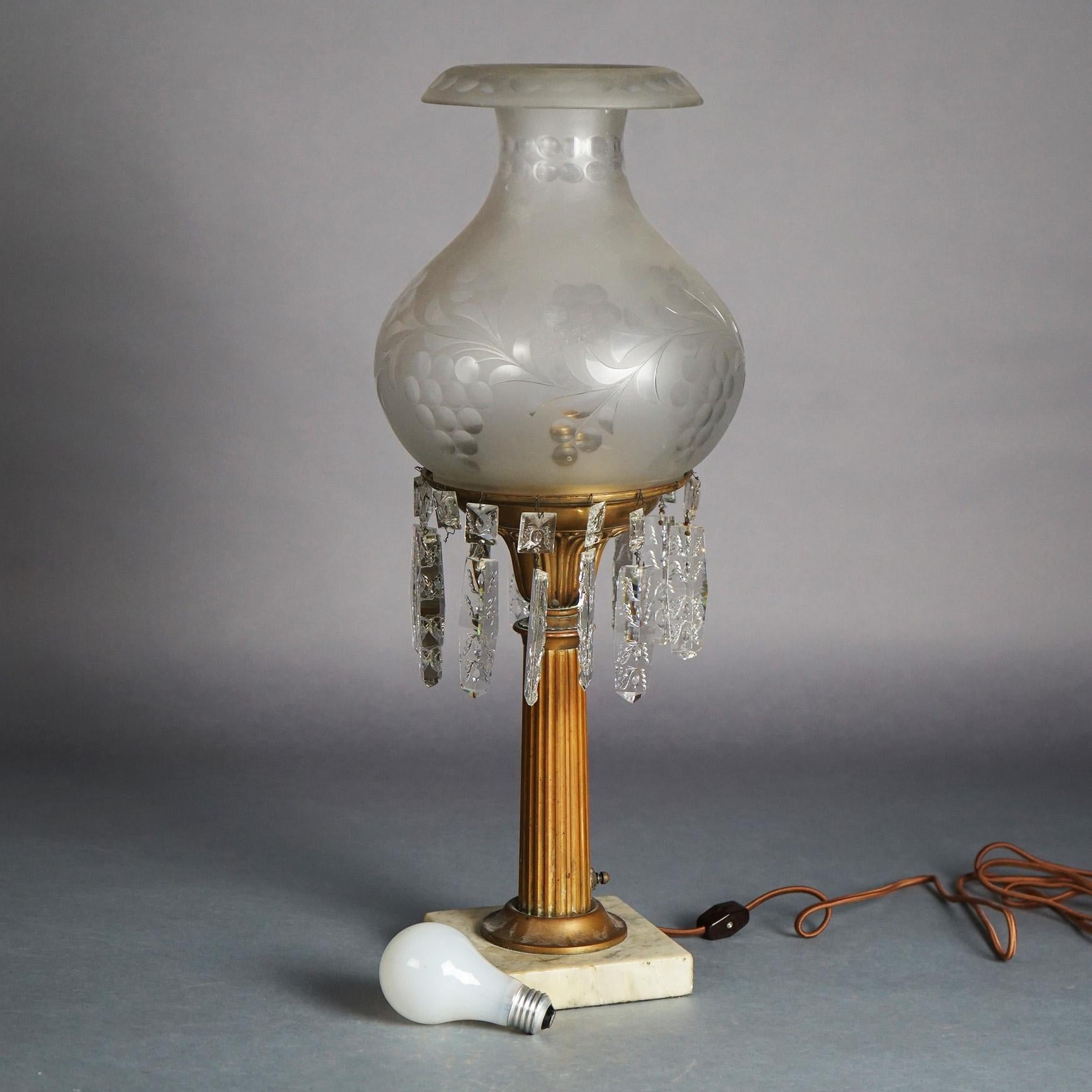 Lampe solaire Sinumbra ancienne en bronze et laiton avec abat-jour en verre opalescent en vente 6
