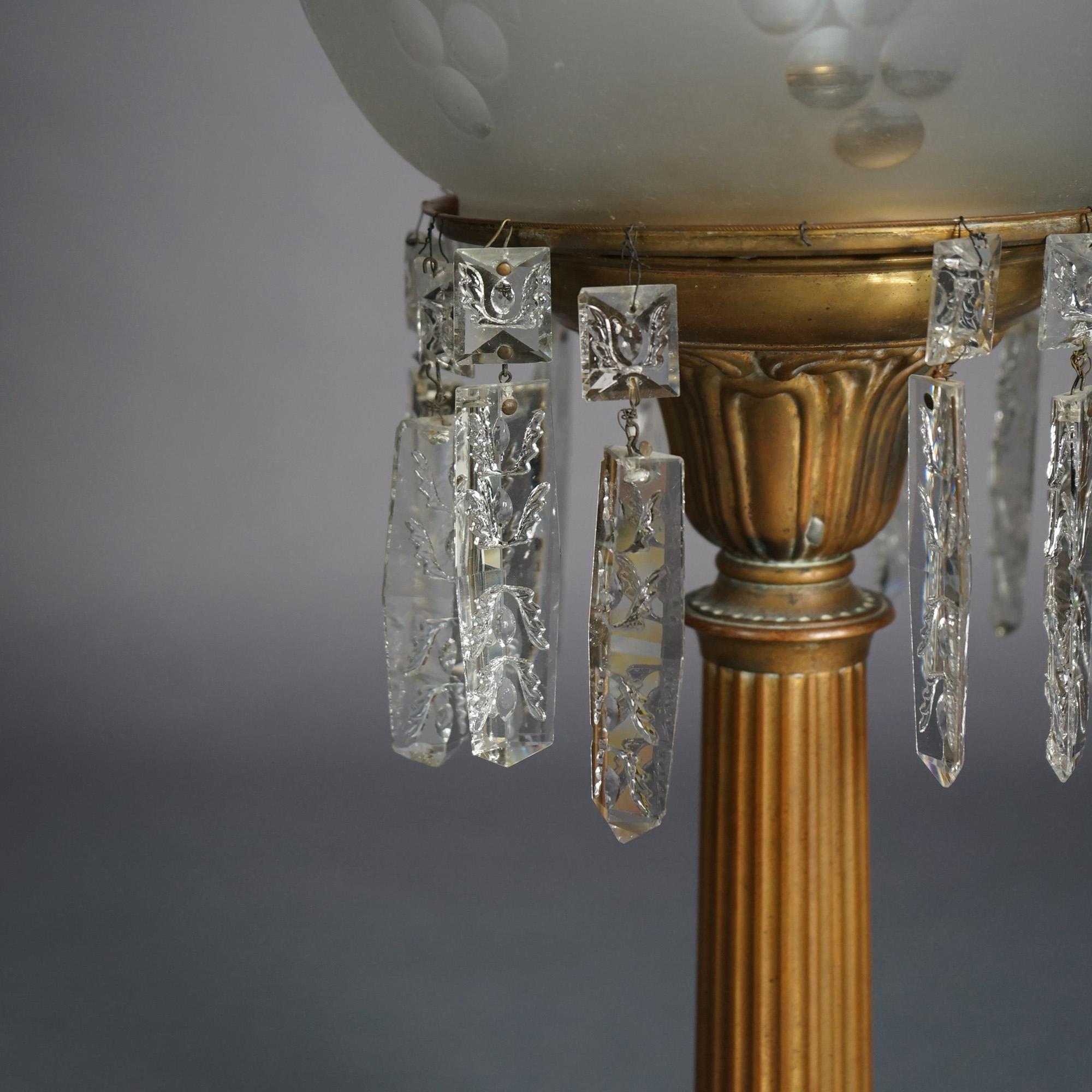 Lampe solaire Sinumbra ancienne en bronze et laiton avec abat-jour en verre opalescent en vente 2