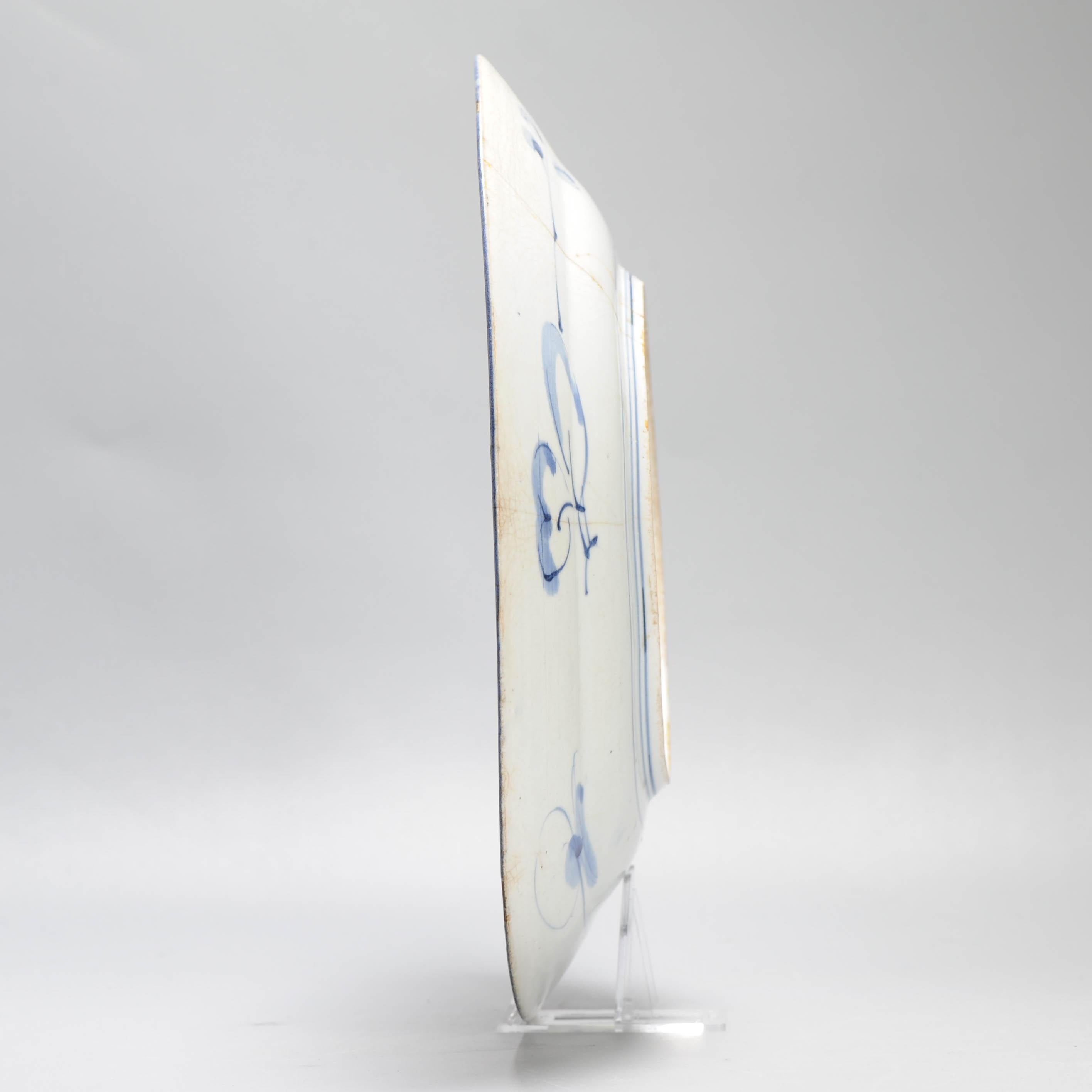 18th Century and Earlier Antique Arita Edo Period 17C Japanese Porcelain Dish Ming Kraak Style Landscape For Sale