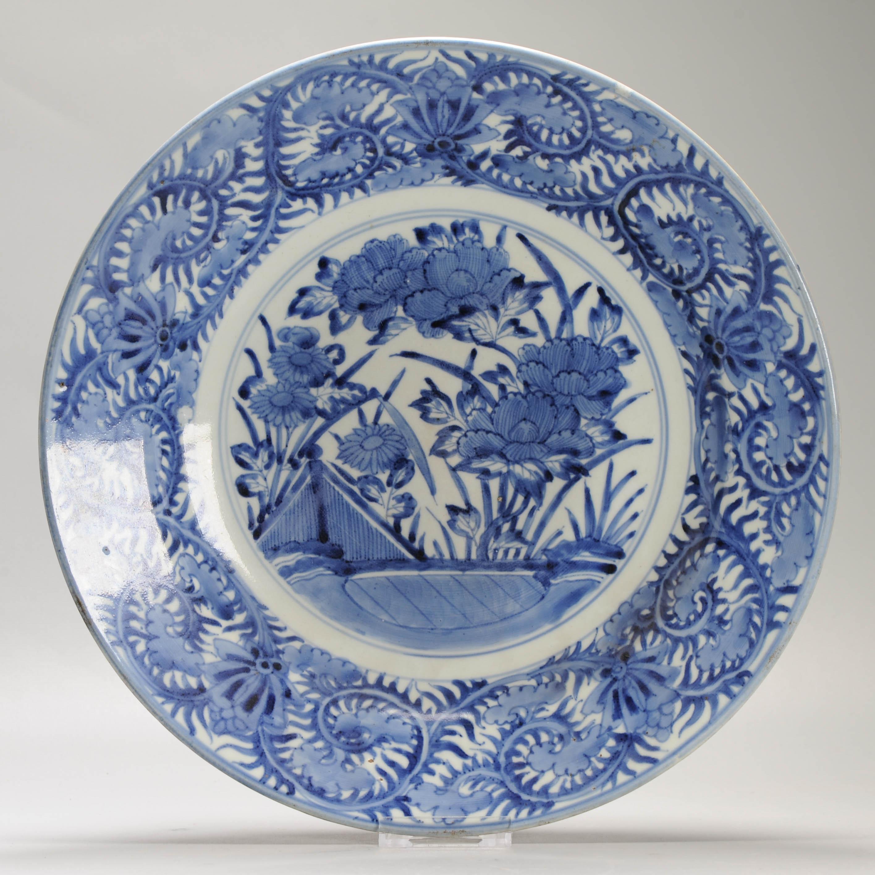 Antique Arita Edo Period 17th C Japanese Porcelain Dish Ming Kraak Style Flowers For Sale 4