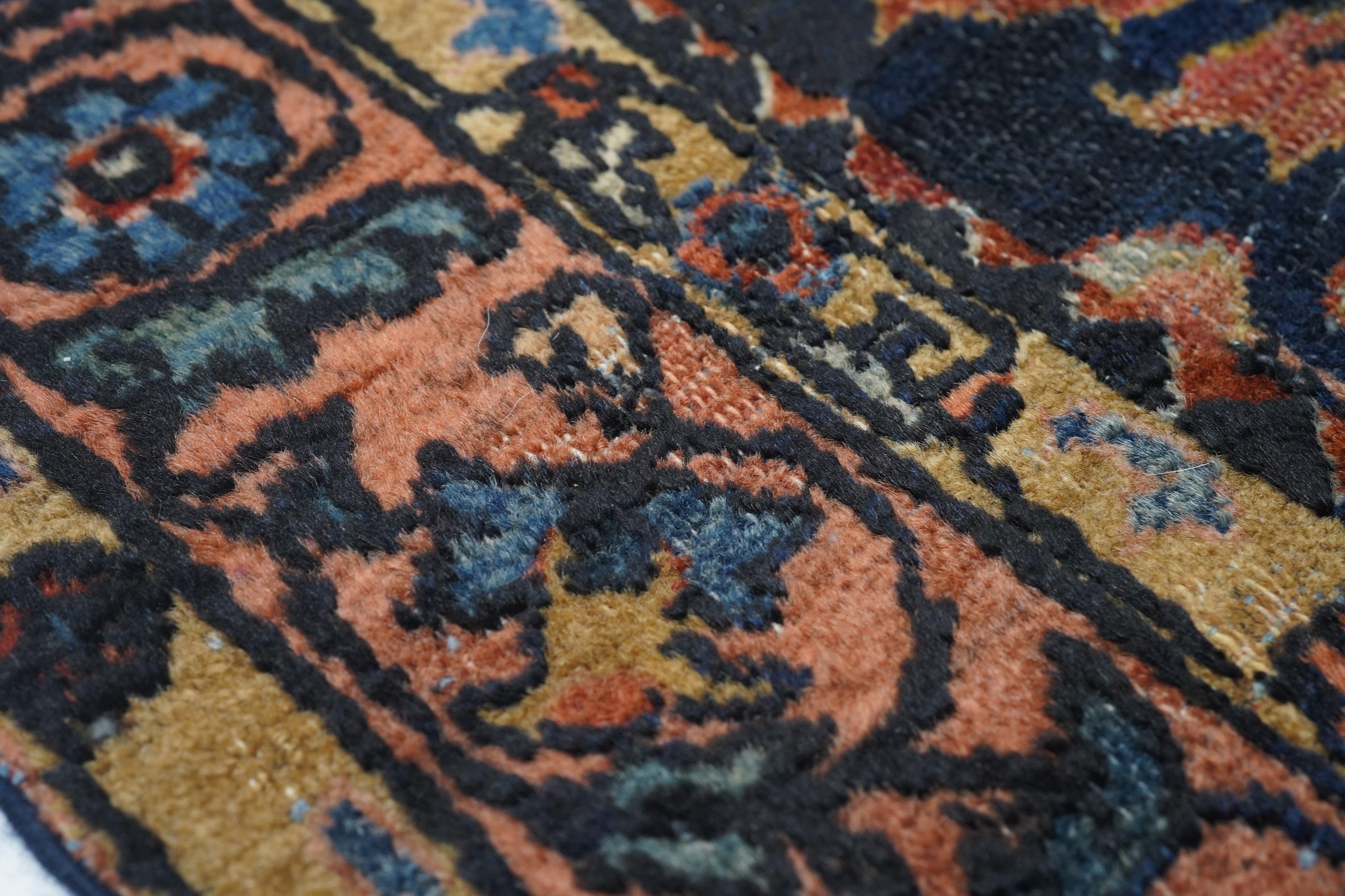 Alfombra antigua Armani Baft Lilihan principios del siglo XX en venta