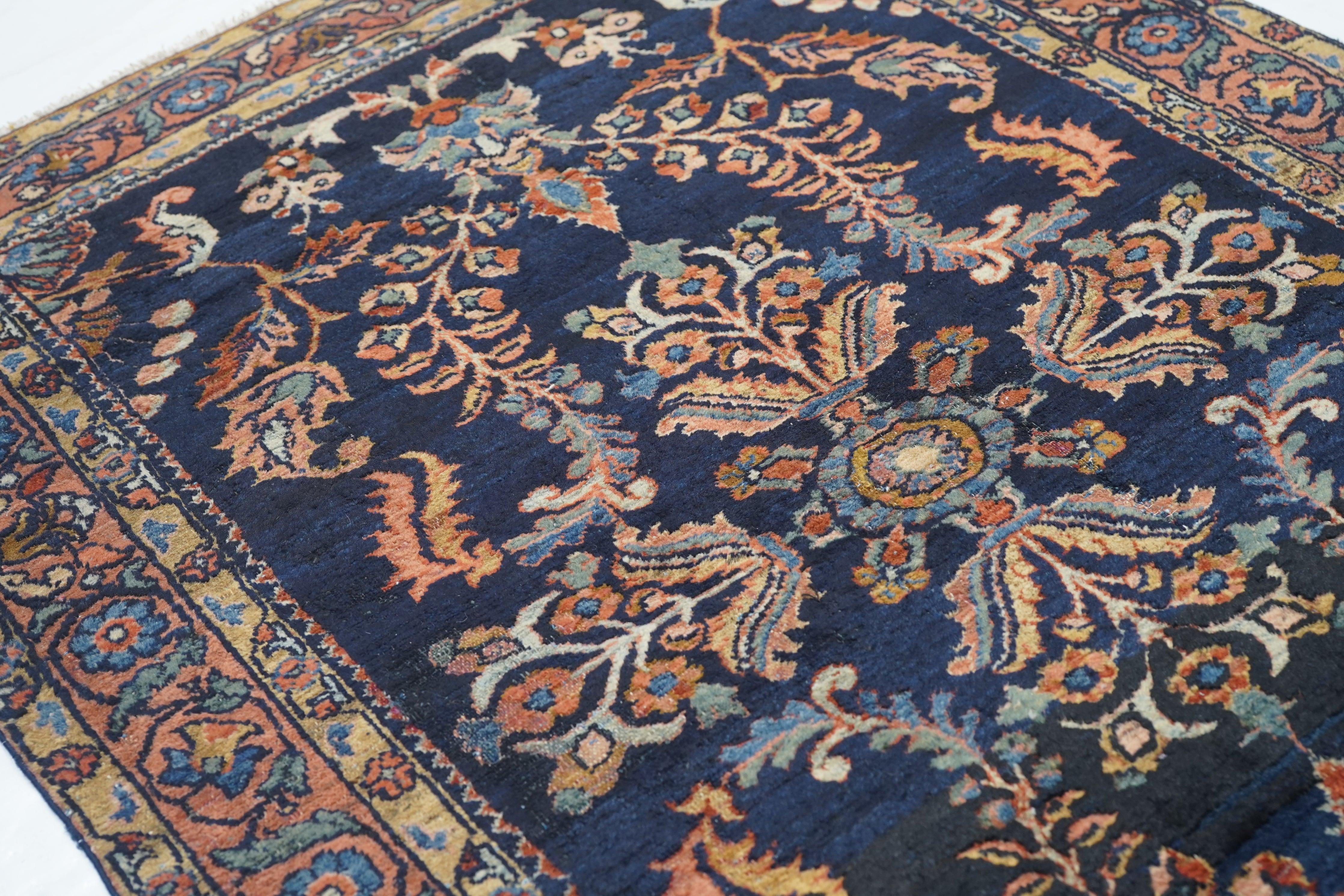 Alfombra antigua Armani Baft Lilihan en venta 1