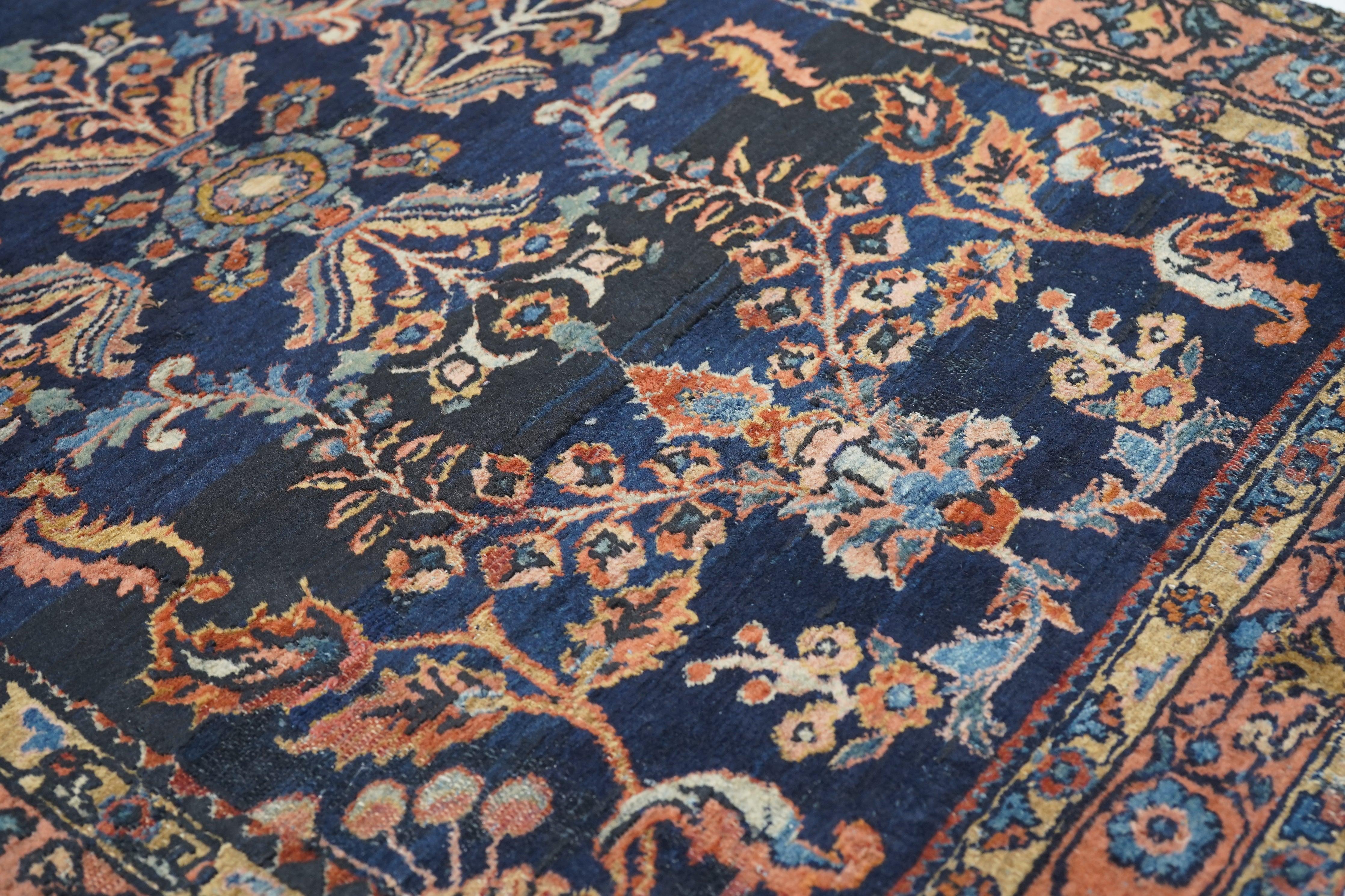 Alfombra antigua Armani Baft Lilihan en venta 2