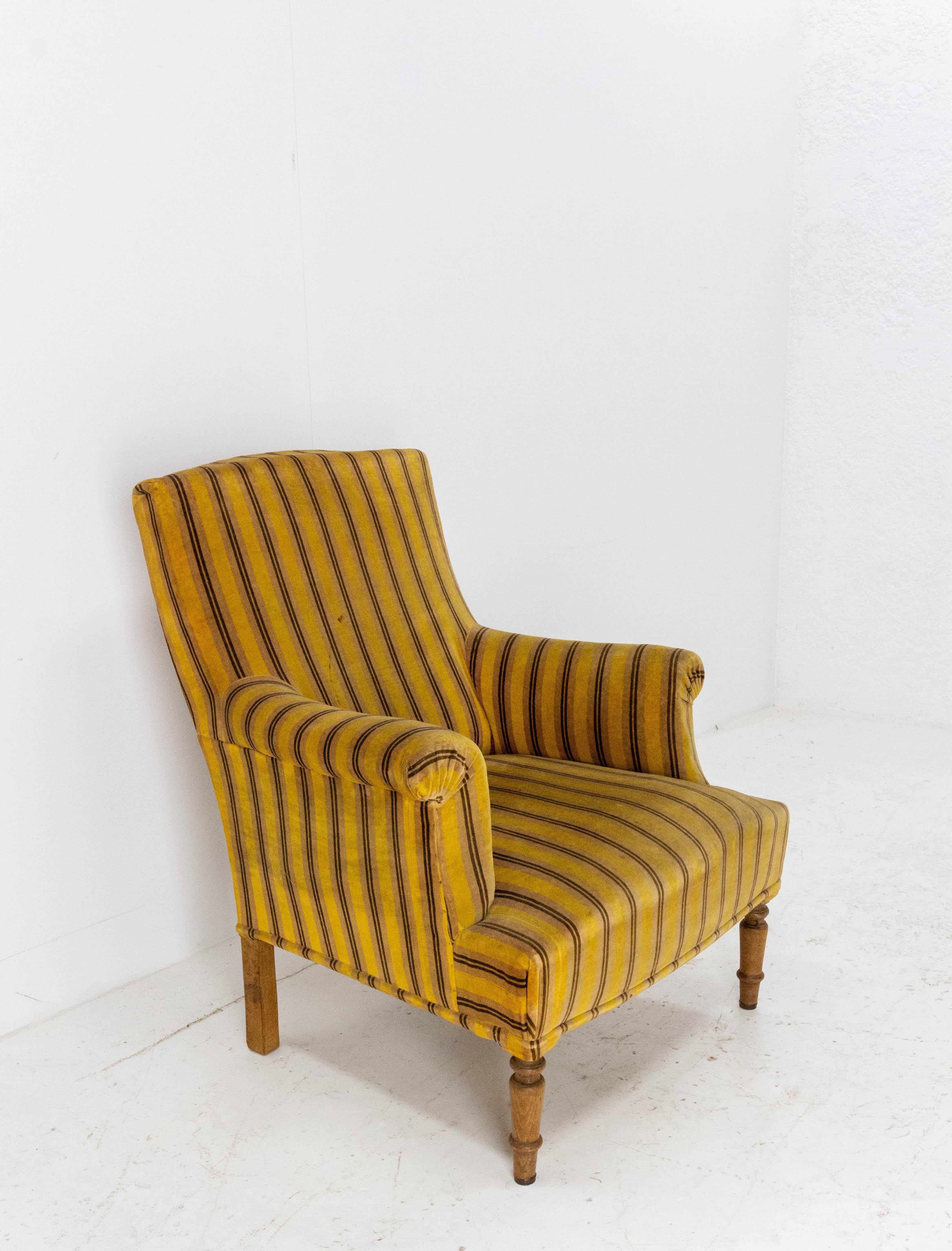 Fauteuil armchair French Napoleon III, circa 1890
Antique, 19th century,
Sound and solid 
to be reupholstered
Very comfortable.


Shipping:
L 70 / P 78 / H 89 cm 17.5 kg.
 