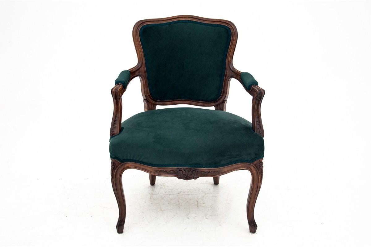 Early 20th Century Antique Armchair in Bottle Green from the Beginning of the 20th Century