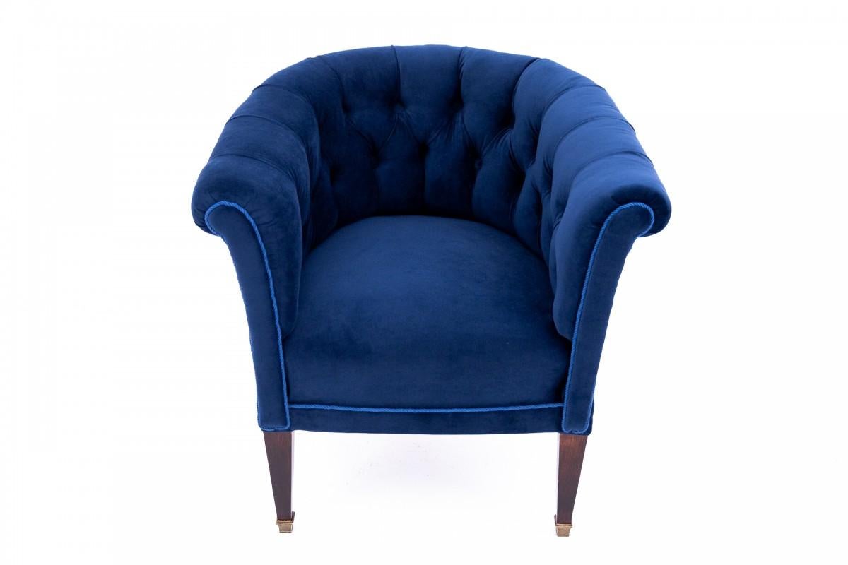 Antique armchair, Northern Europe, early 20th century. After renovation. For Sale 5
