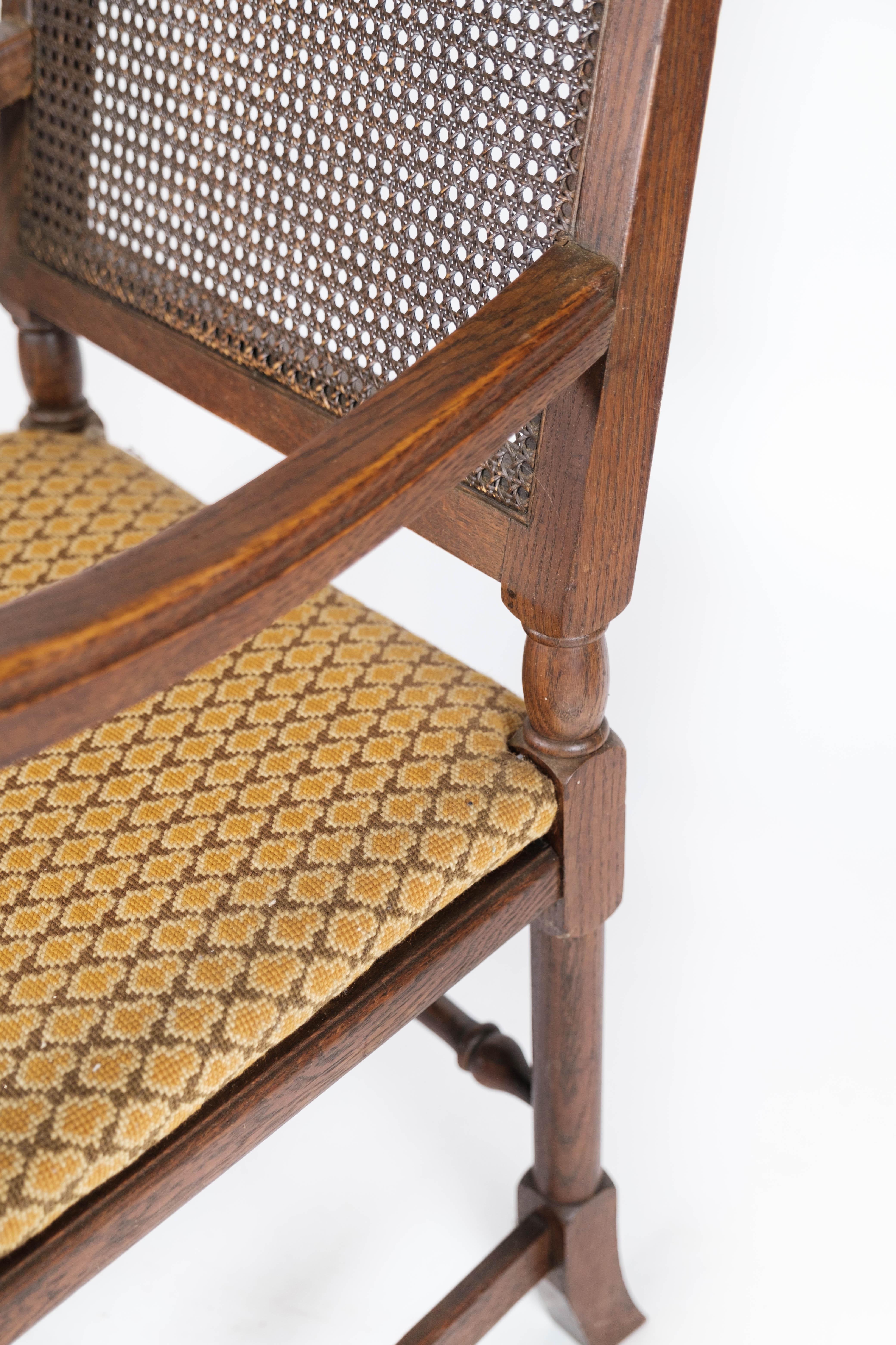 Antiker Sessel aus Eiche, 1920er-Jahre (Frühes 20. Jahrhundert) im Angebot