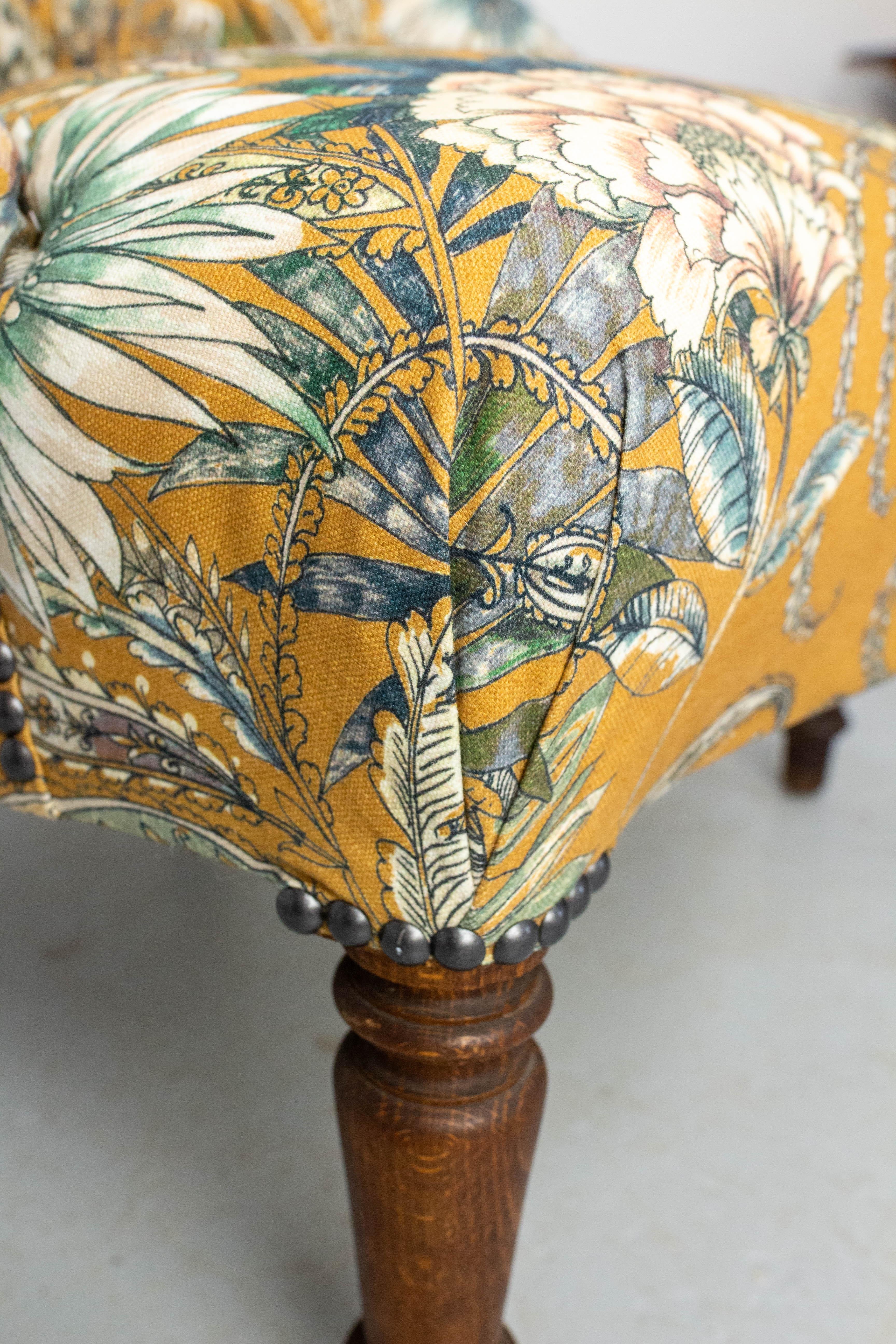 Poltrone antiche ridipinte Chauffeuse Napoleone III francese fine XIX secolo in vendita 6