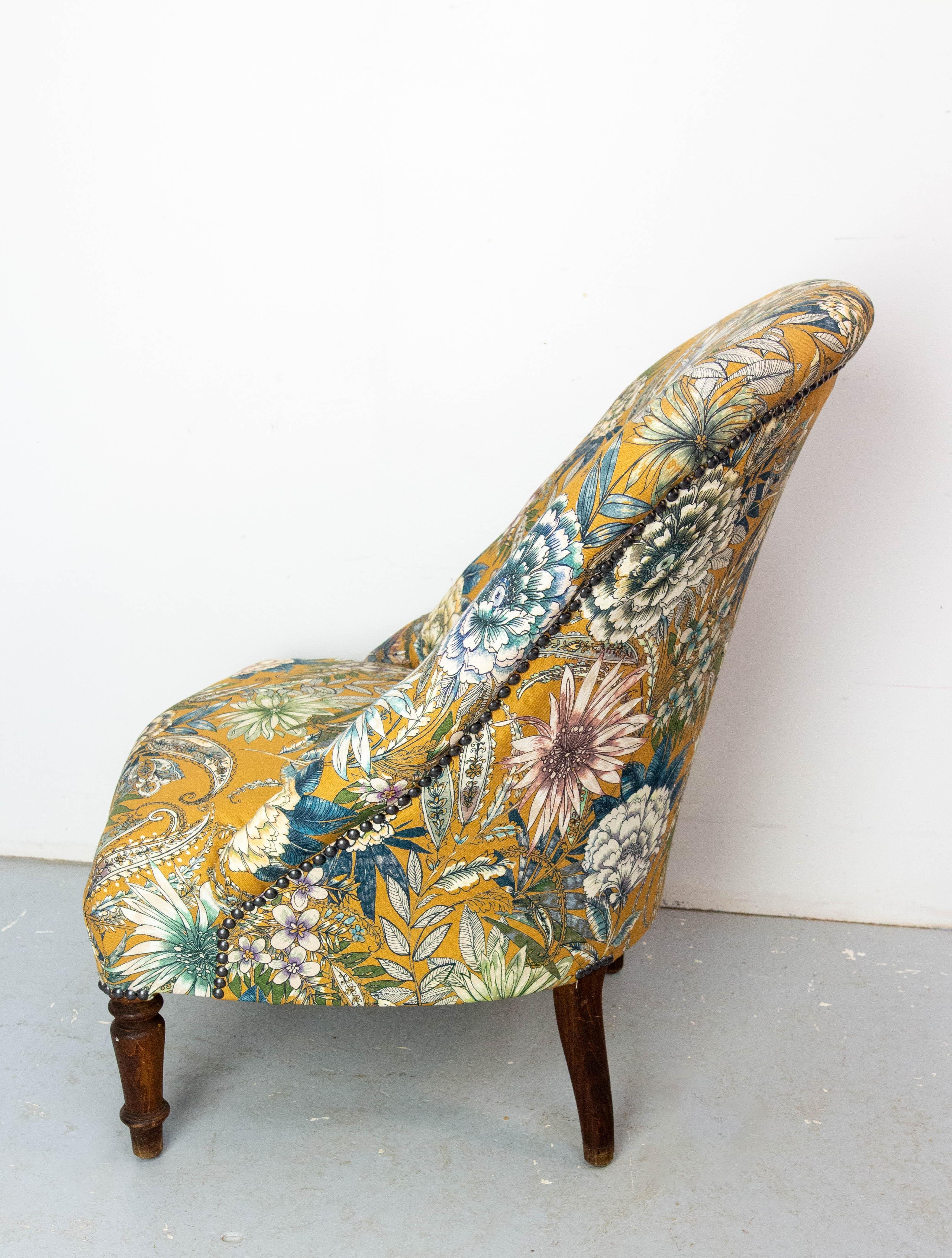 Poltrone antiche ridipinte Chauffeuse Napoleone III francese fine XIX secolo in vendita 2