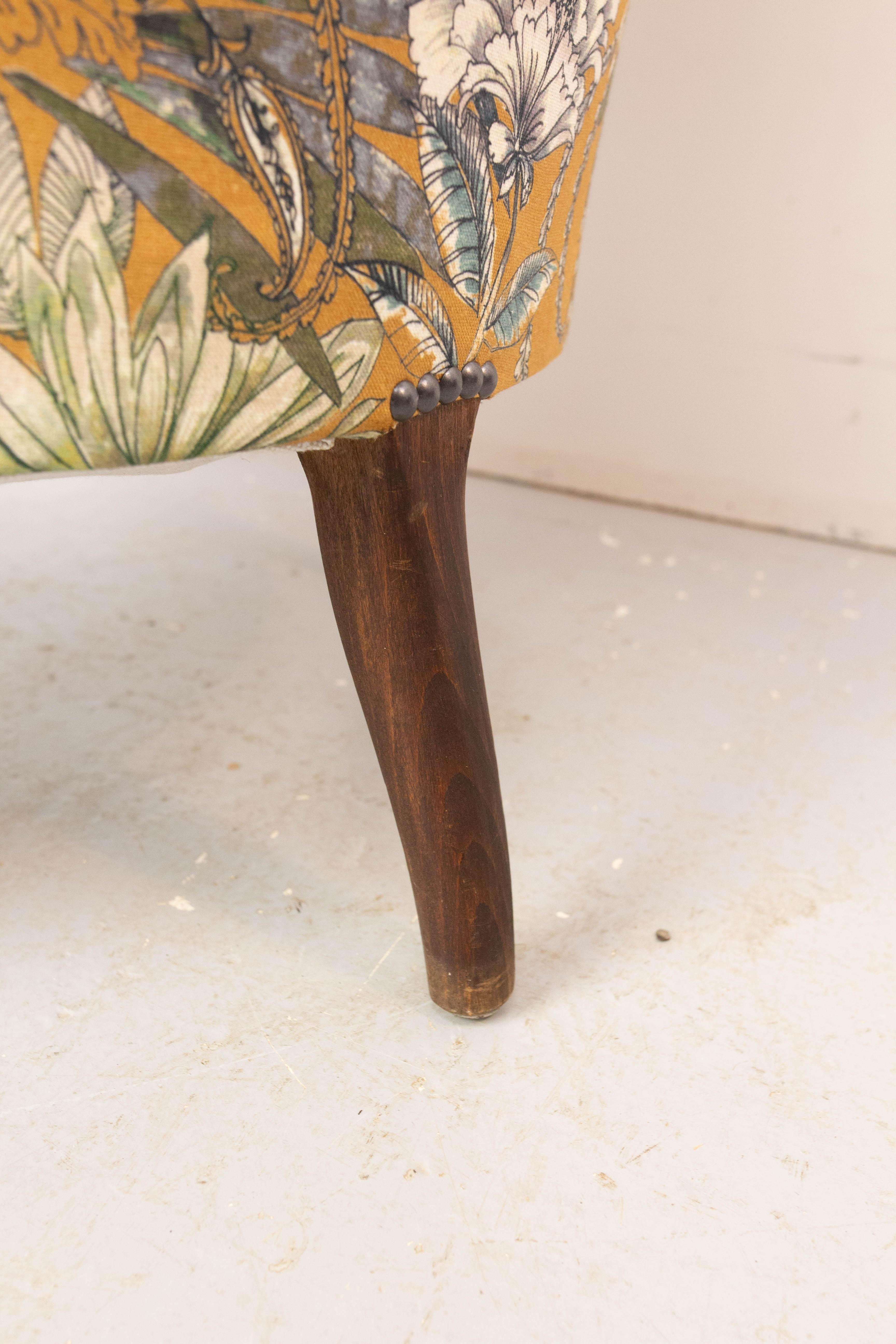 Poltrone antiche ridipinte Chauffeuse Napoleone III francese fine XIX secolo in vendita 3