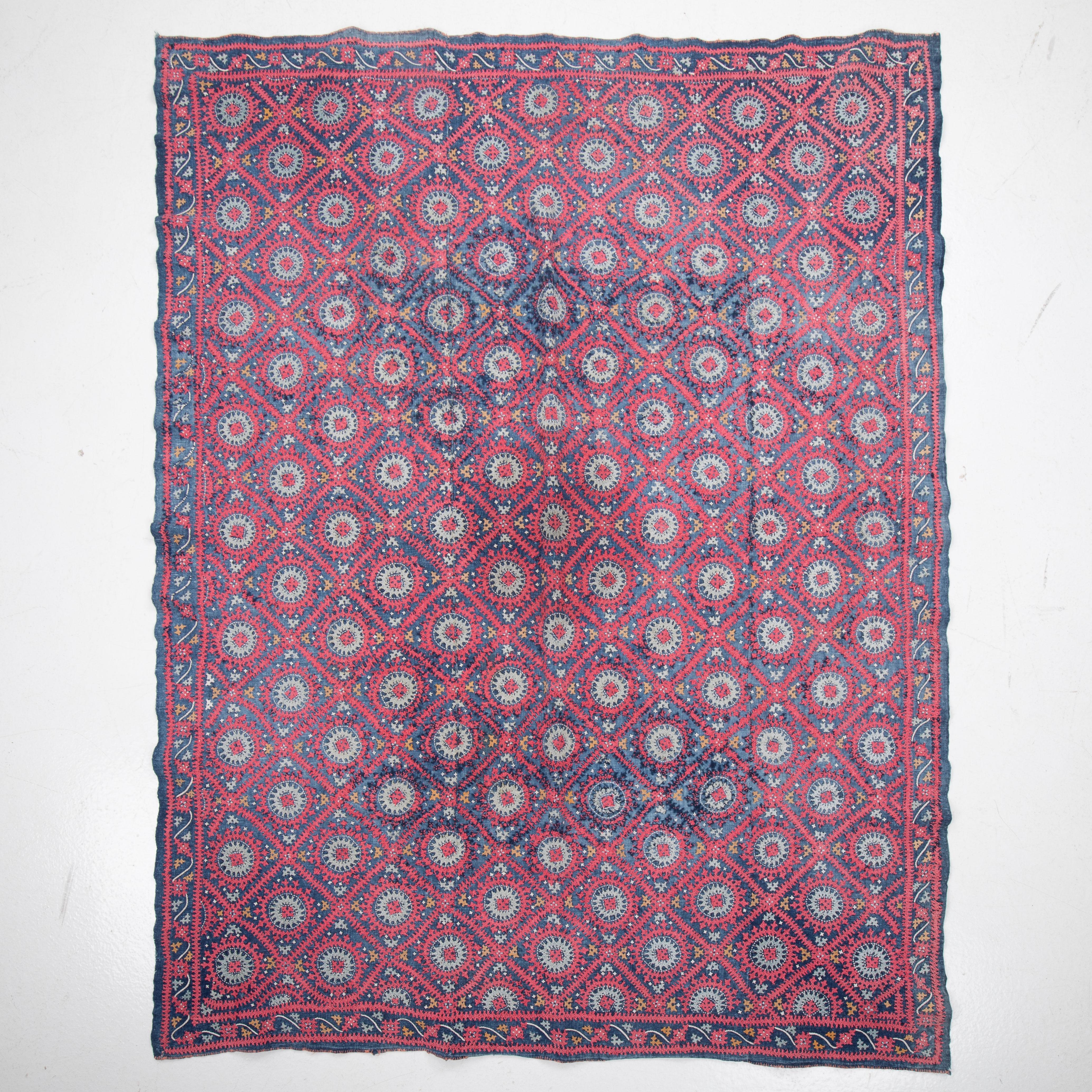 Probably the most prominent and iconic Armenian embroideries comes from Marash, a city in Turkey.
Overall condition is pretty good for its age.
Please forward all your questions before checking out if you have any.