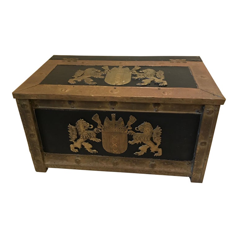 Antique English  Armorial Trunk For Sale