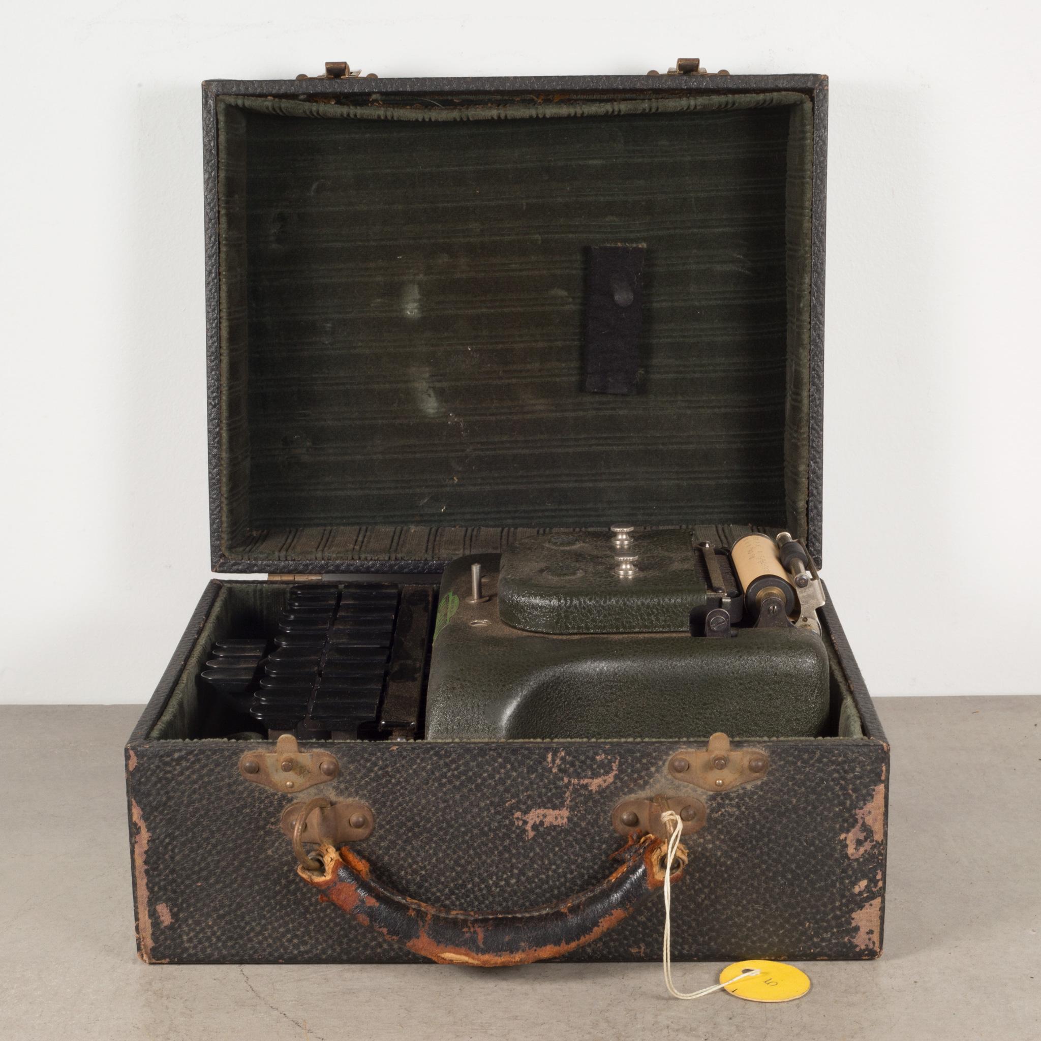 American Antique Army Green Stenograph with Original Case c.1918  (FREE SHIPPING) For Sale
