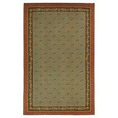 Tappeto antico a punto d'ago Arraiolos in Greene & Greene con fiori, da Rug & Kilim