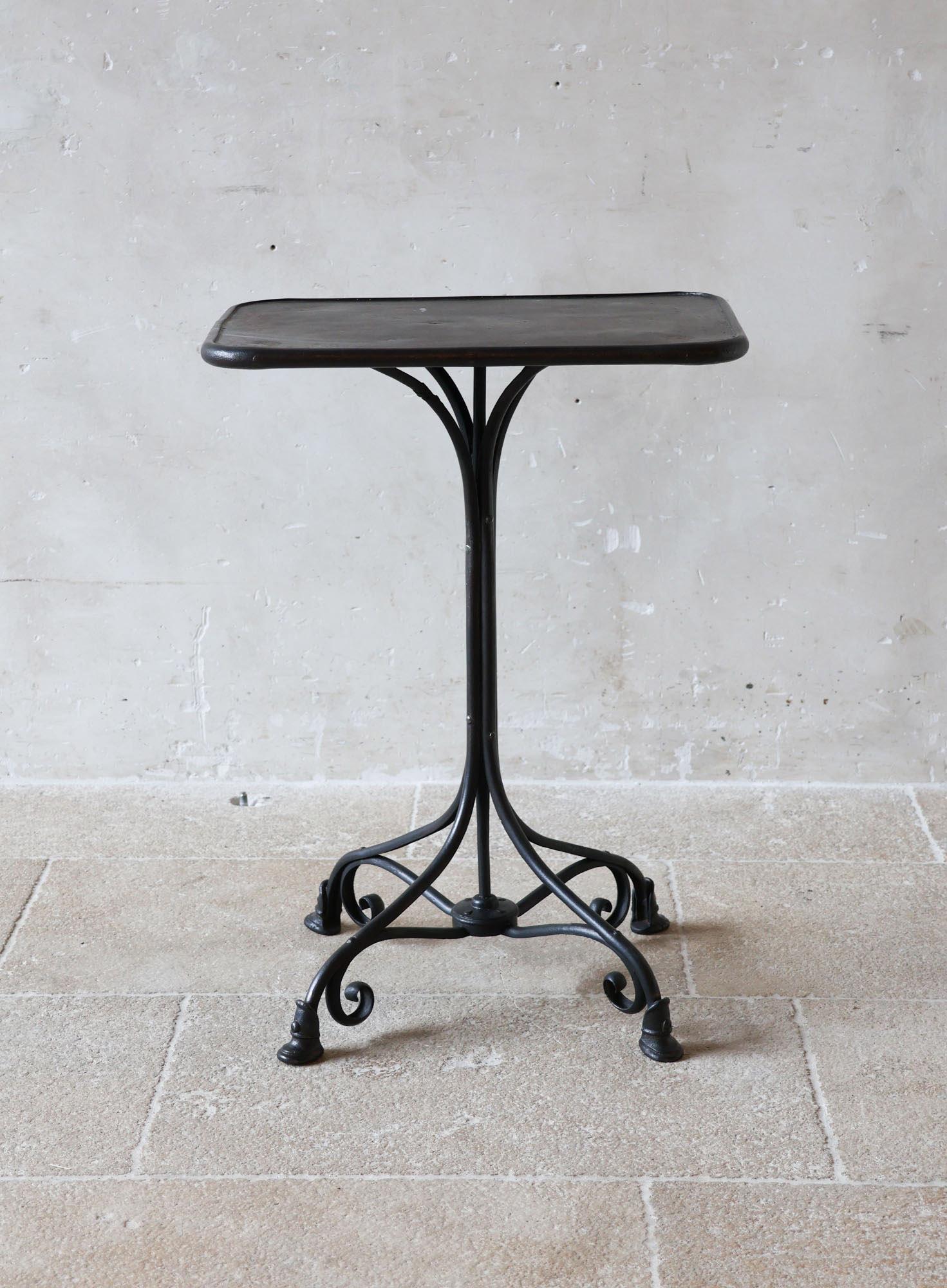 French Antique Arras Bistro Table from 1900, Crafted in France For Sale