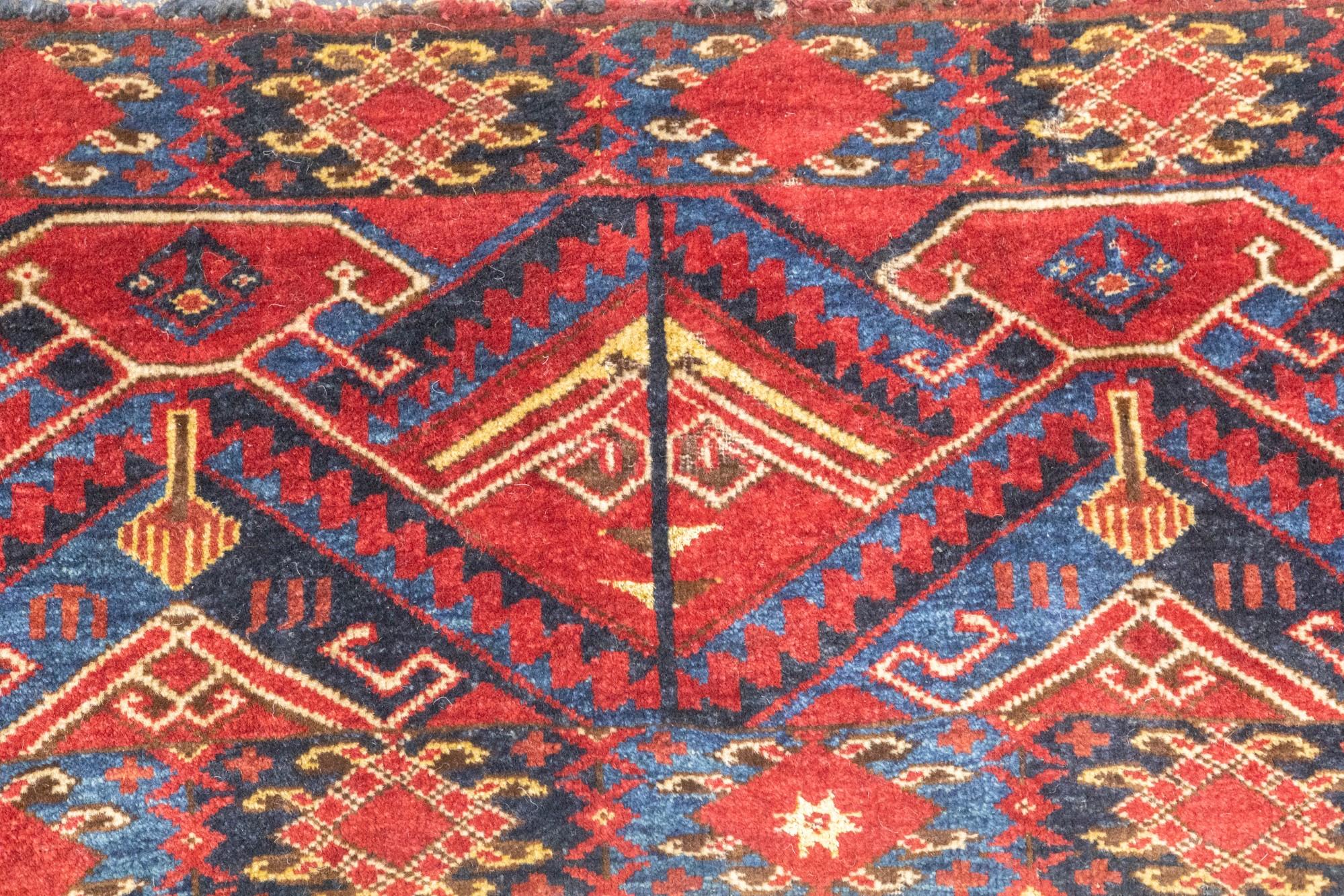 Antiker Arsari-Teppich 1'10'' x 5'3'' im Zustand „Gut“ im Angebot in New York, NY