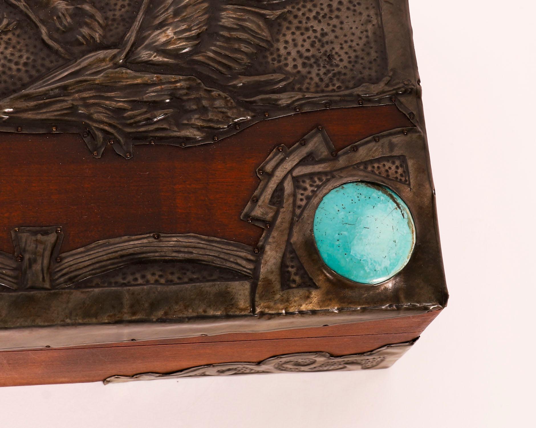 Boîte / Coffret en étain en bois de cèdre ancien 19ème siècle en vente 11