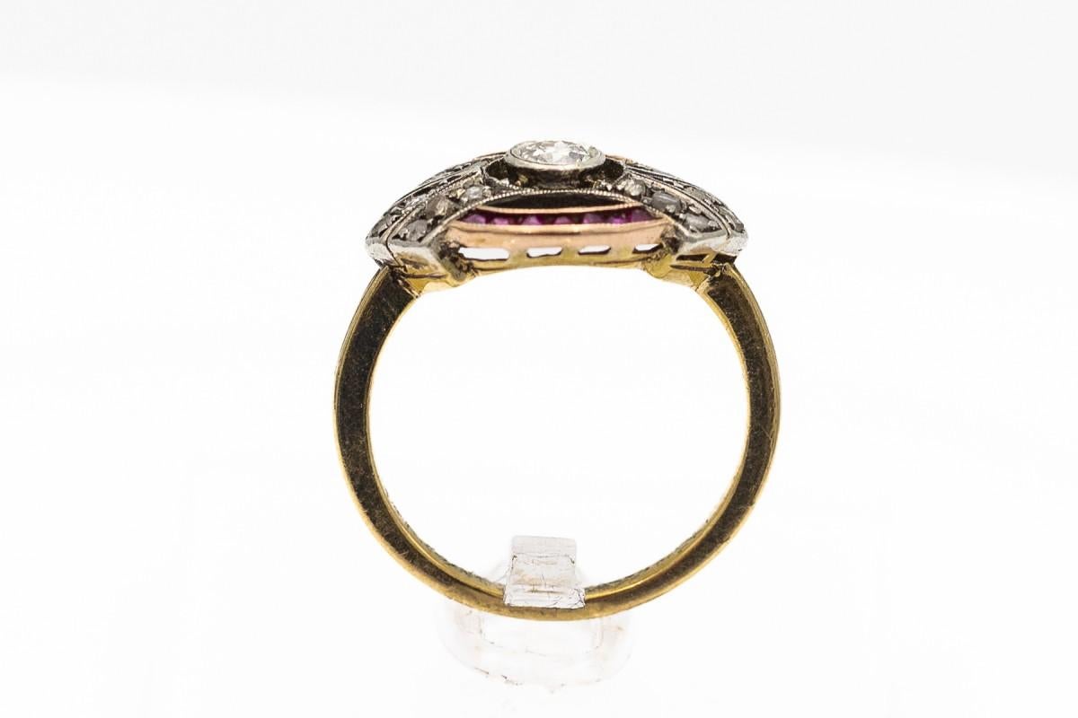 Antique Art Deco 0.20 ct diamond and ruby ring, 1920s. In Good Condition For Sale In Chorzów, PL
