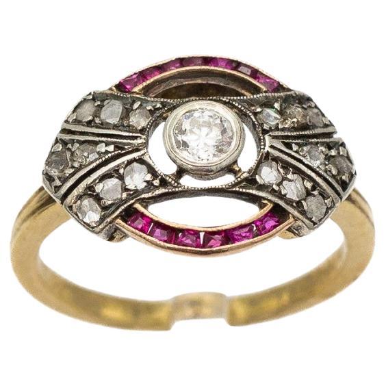 Antiker Art-Déco-Ring mit 0,20 Karat Diamanten und Rubinen, 1920er Jahre.
