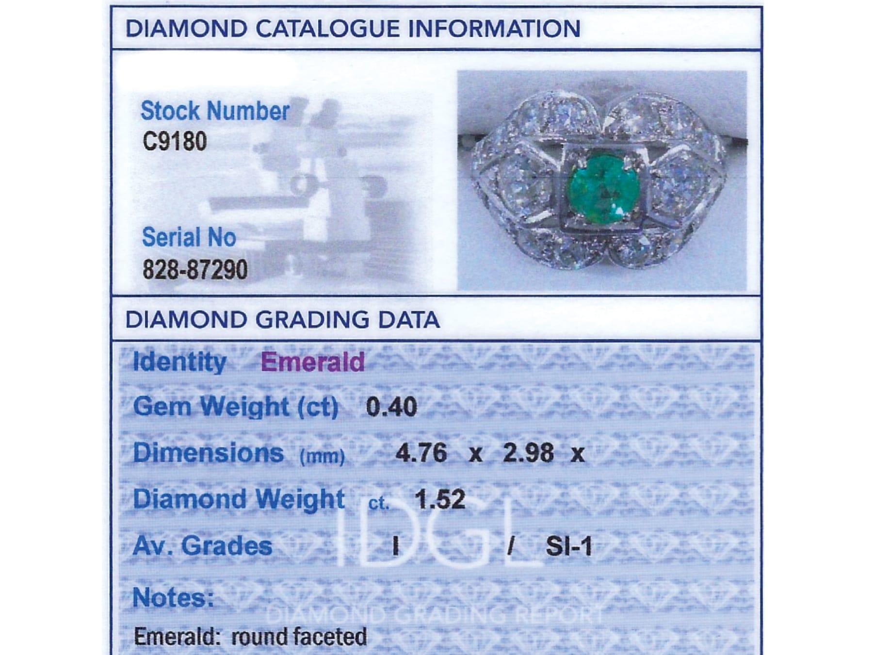 Antiker Art Deco Platinring mit 0,40 Karat Smaragd 1,52 Karat Diamant, um 1920 im Angebot 6