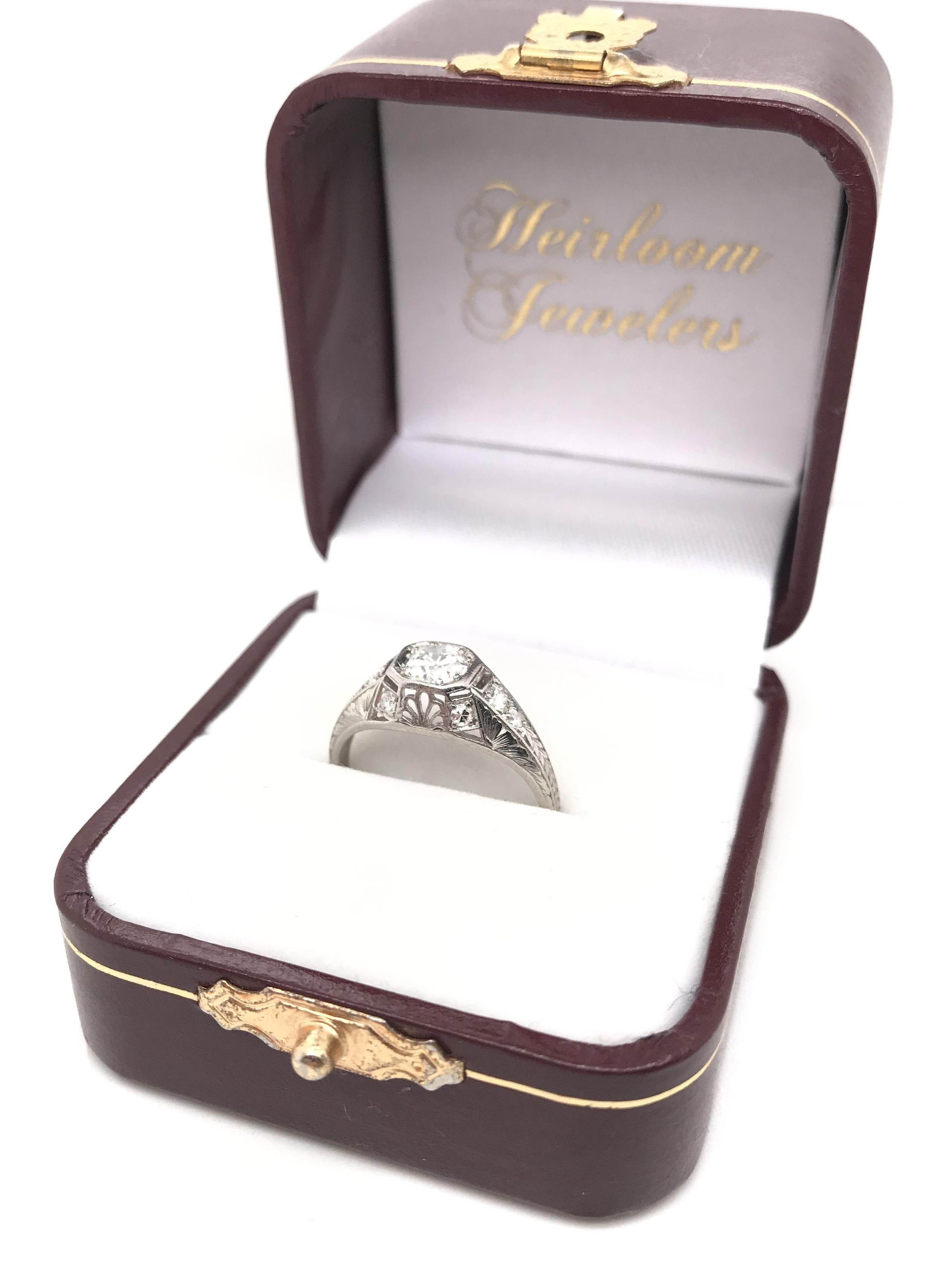 Antique Art Deco 0.60 Carat Diamond Platinum Filigree Ring For Sale 5