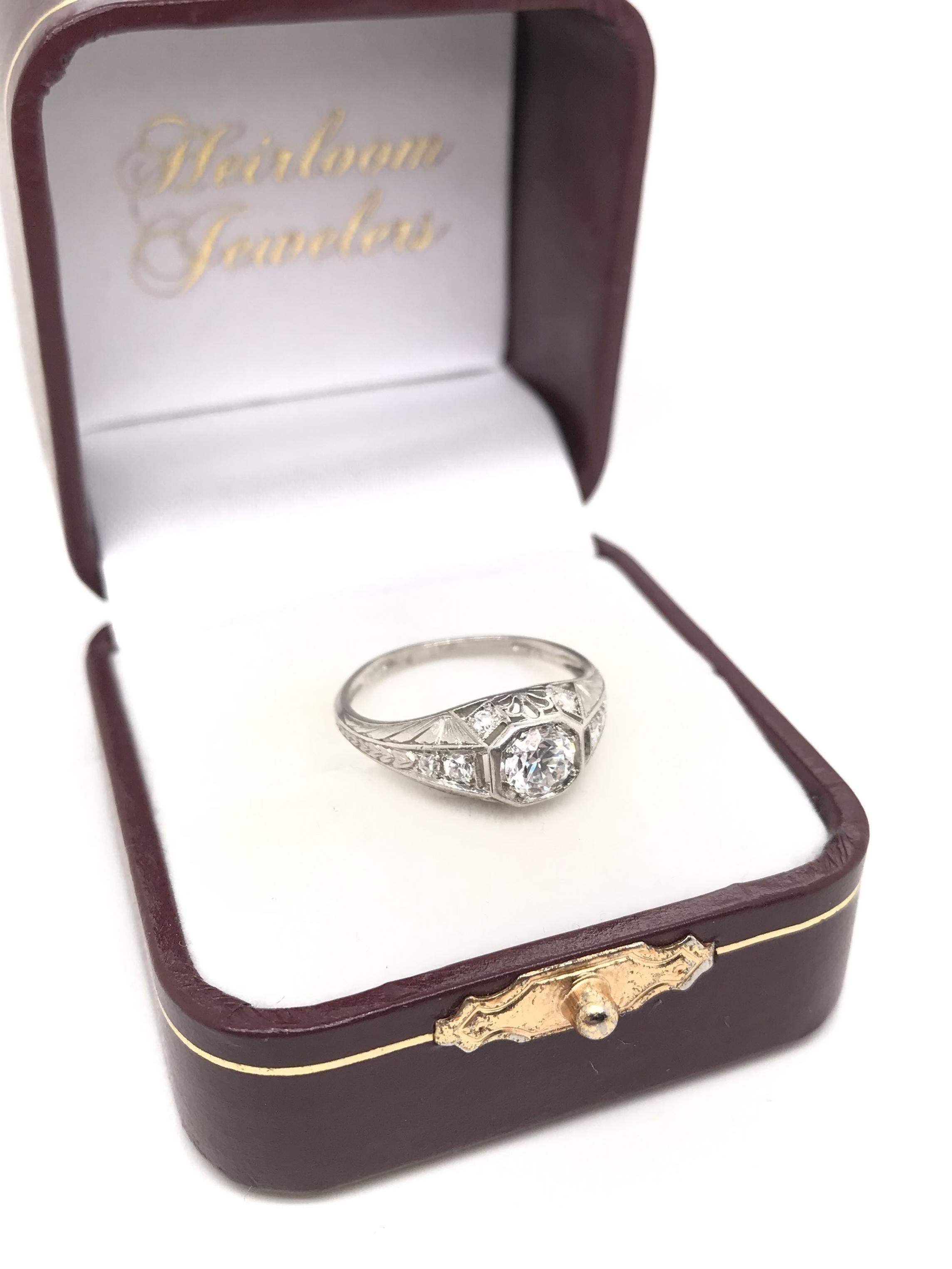 Antique Art Deco 0.60 Carat Diamond Platinum Filigree Ring For Sale 7