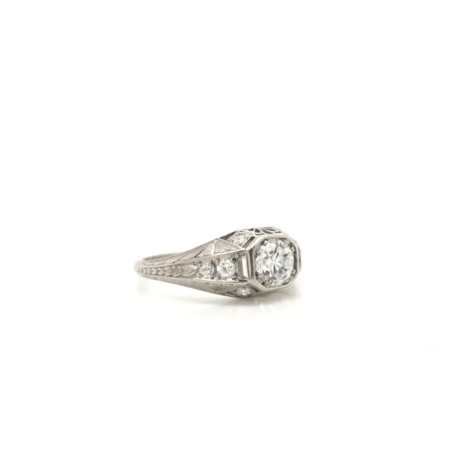 Antique Art Deco 0.60 Carat Diamond Platinum Filigree Ring For Sale 2