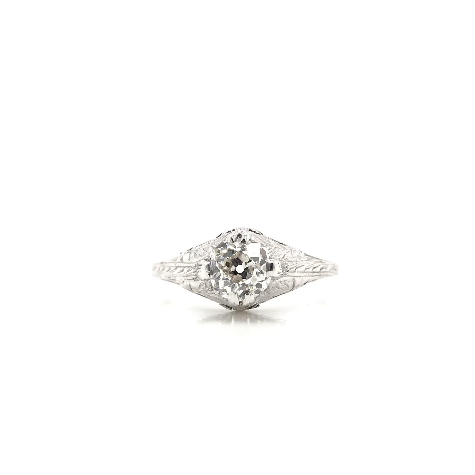 Women's Antique Art Deco 0.71 Carat Diamond Solitaire Ring For Sale