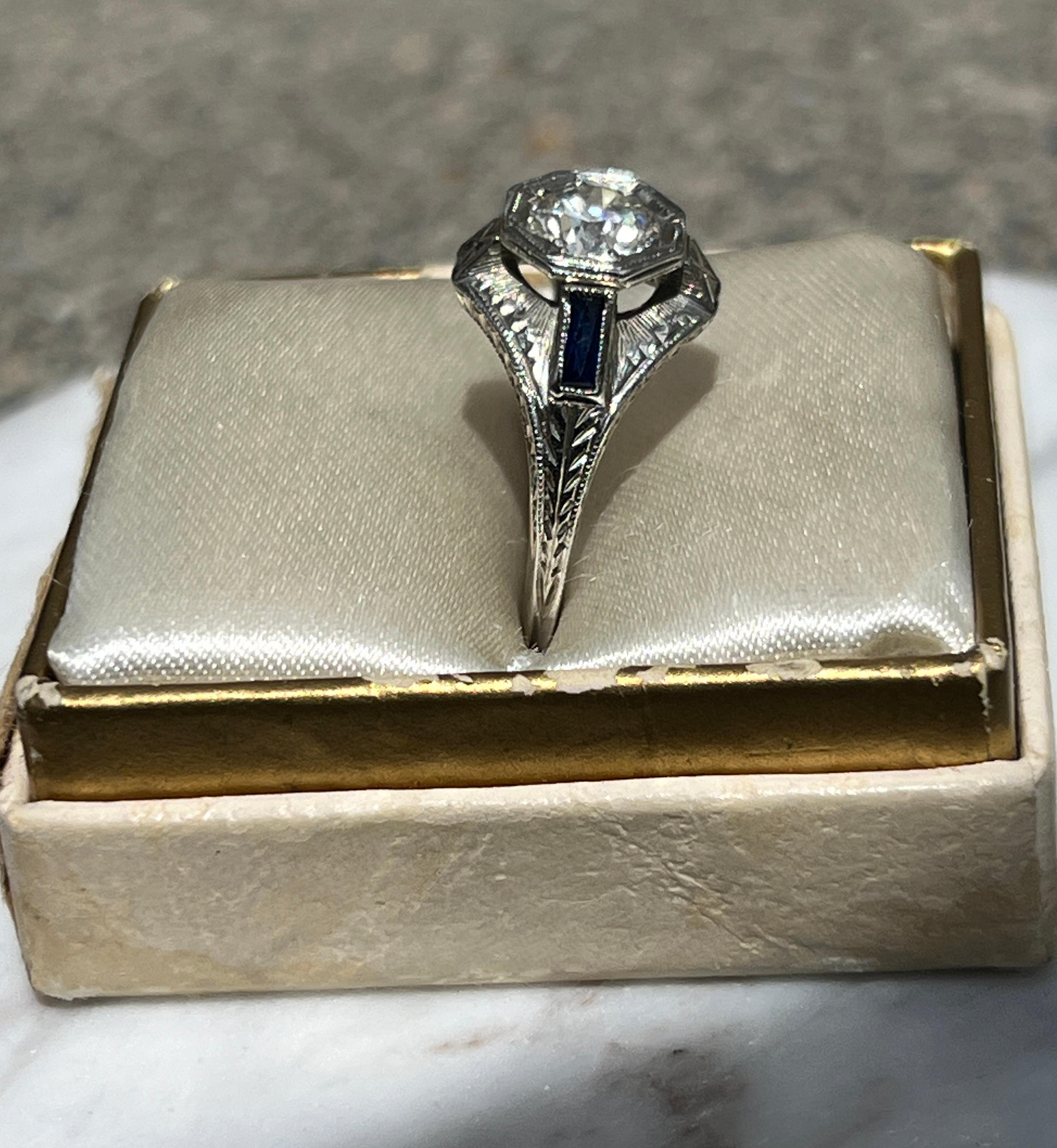 Antique Art Deco 0.80 Carat Diamond and Sapphire White Gold Engagement Ring For Sale 6